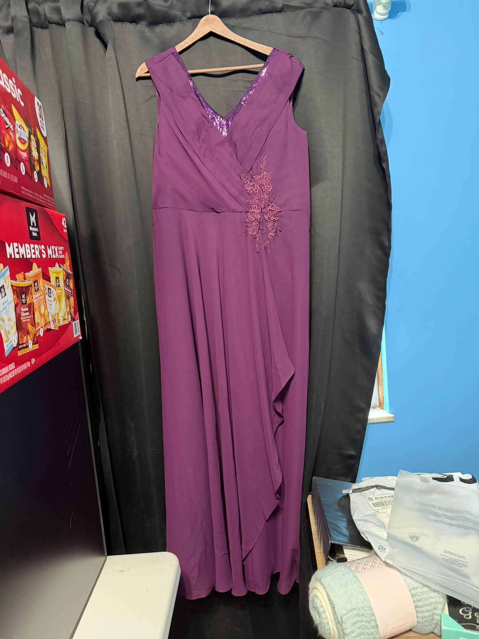plum dress with gold shoes What color flats go a wedding outfit? Asymmertrical