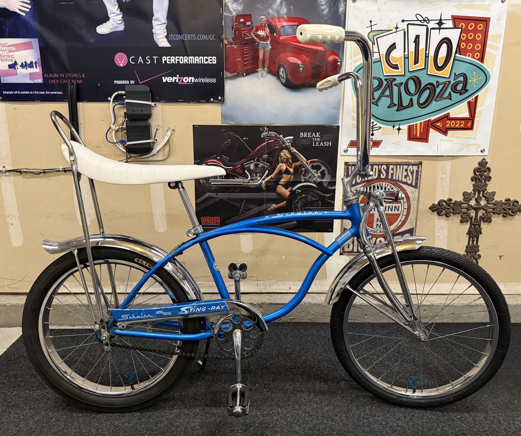 1965 Schwinn Stingray Super Deluxe in original sky blue paint