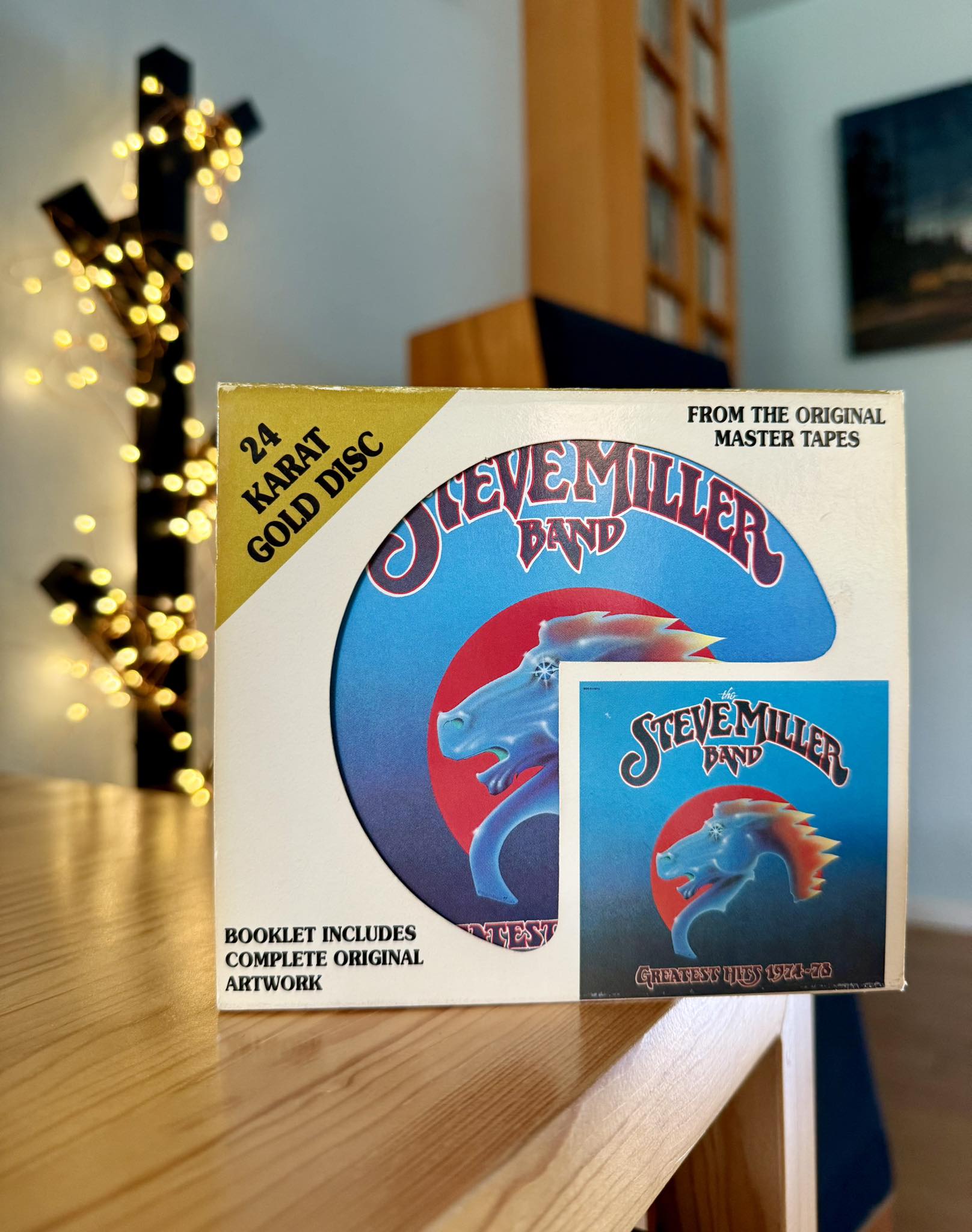 Steve Miller Band's Greatest Hits Album Review and Track Listings
