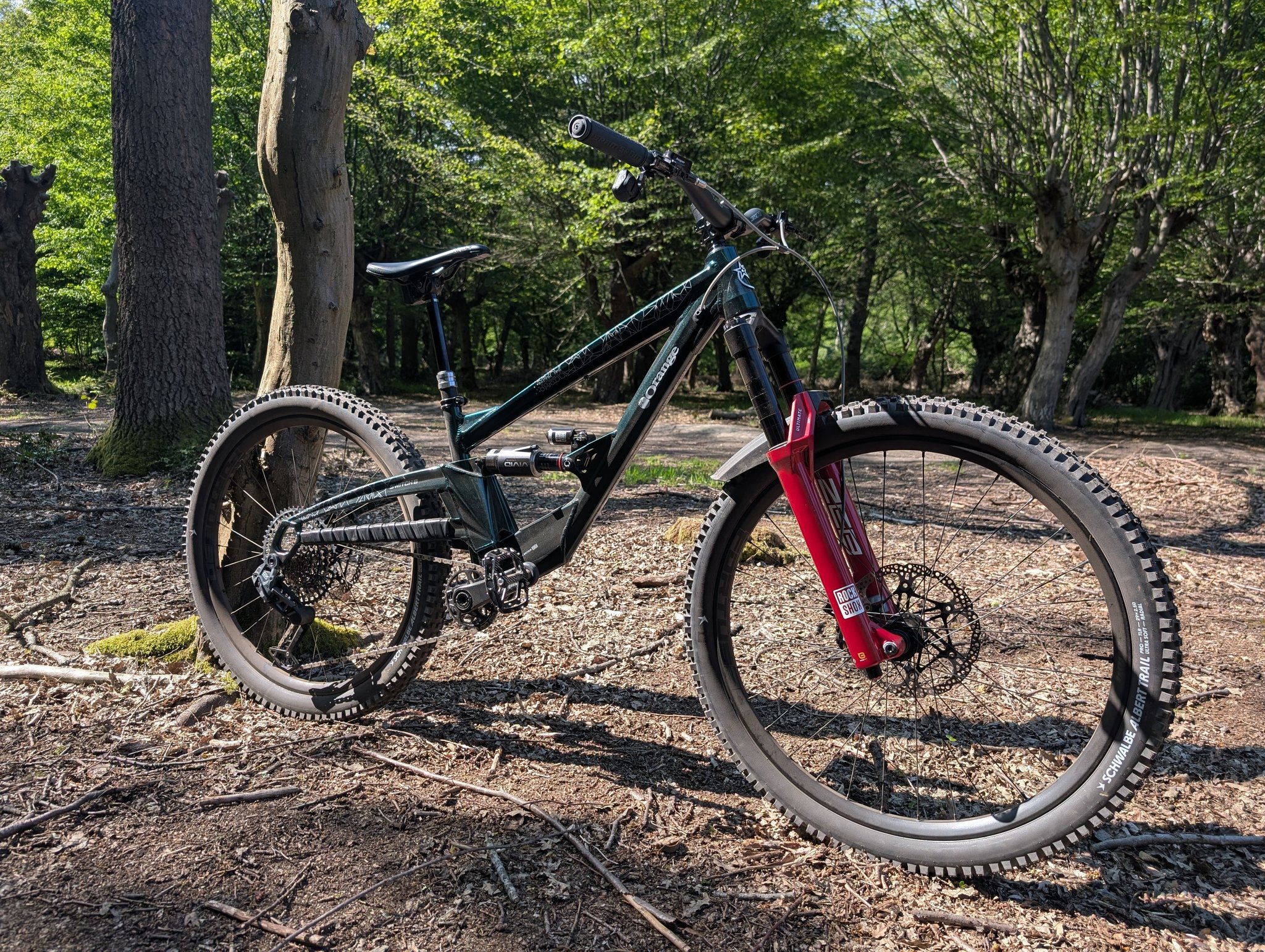 Upgrading Orange Switch 6 bike with 2027 Vivid Ultimate and Zeb