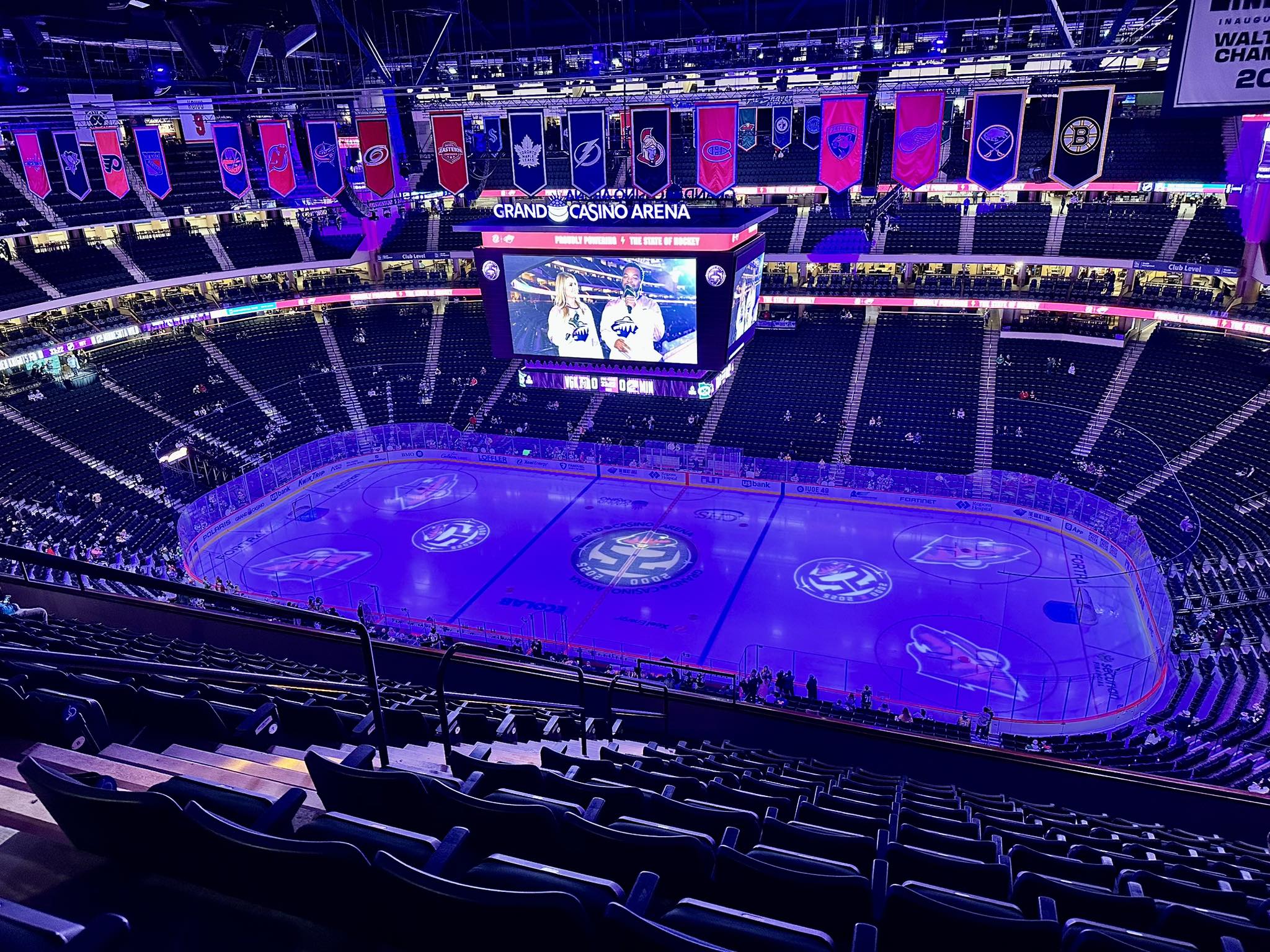 Proudly decked out in lavender for #HockeyFightsCancer night. 💜💜