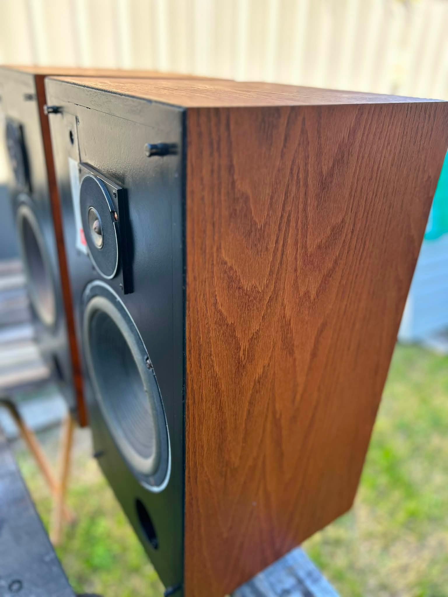 JBL L26 Decade Speakers Restoration and Value Discussion