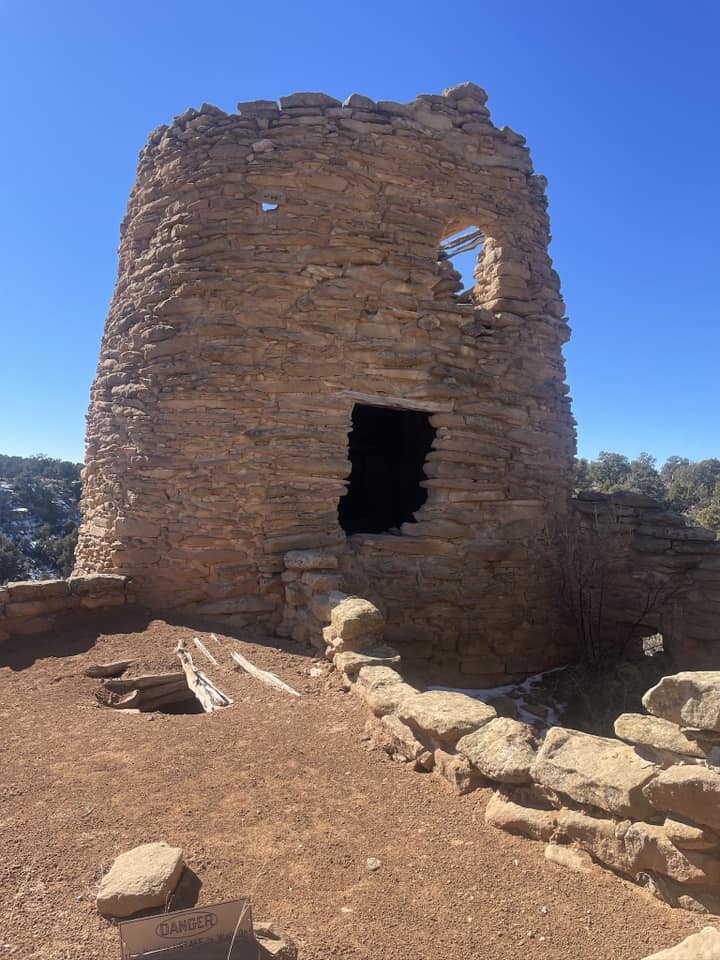 Exploring a 300-year-old Native American ruin in the Southwest
