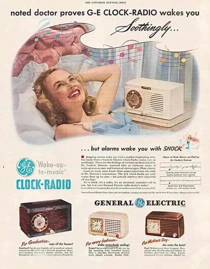 1950 General Electric clock radio