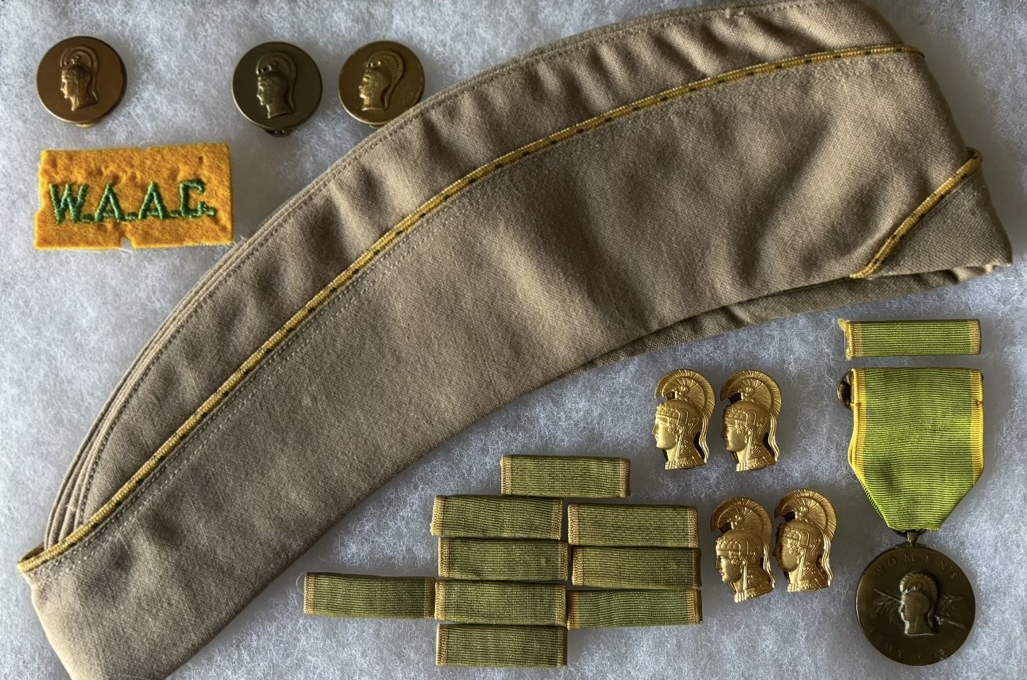 WW2 US military insignia collection