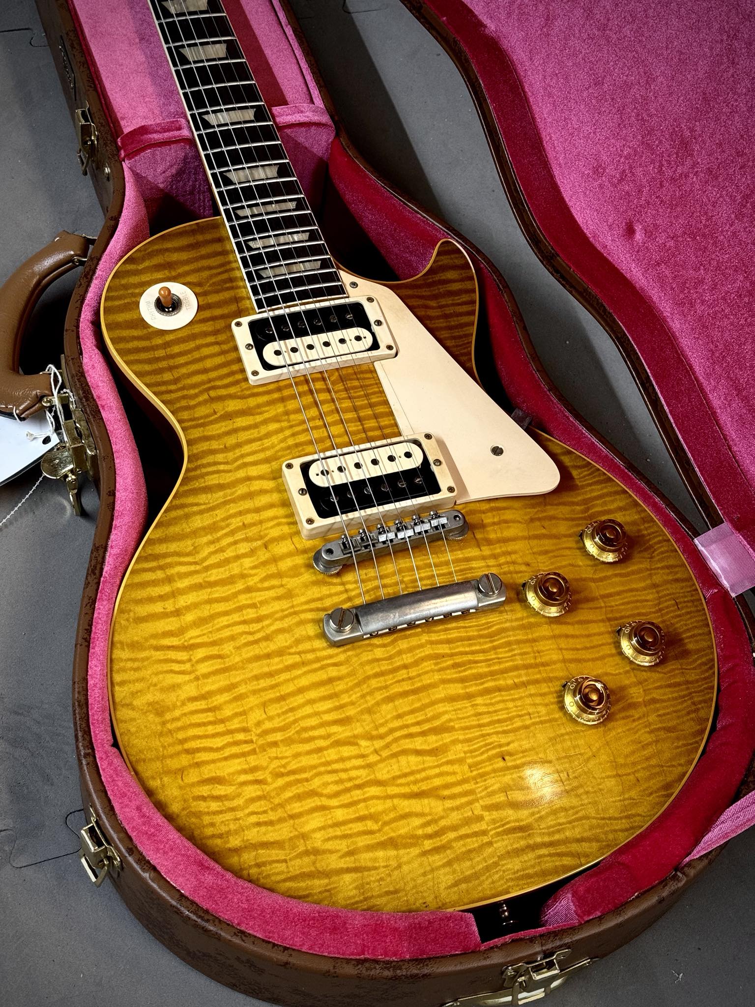 1996年 Gibson Custom Shop Les Paul Junior 1996 Gibson Les Paul Jr! #gibson #lespauljr #electricguitar #90s