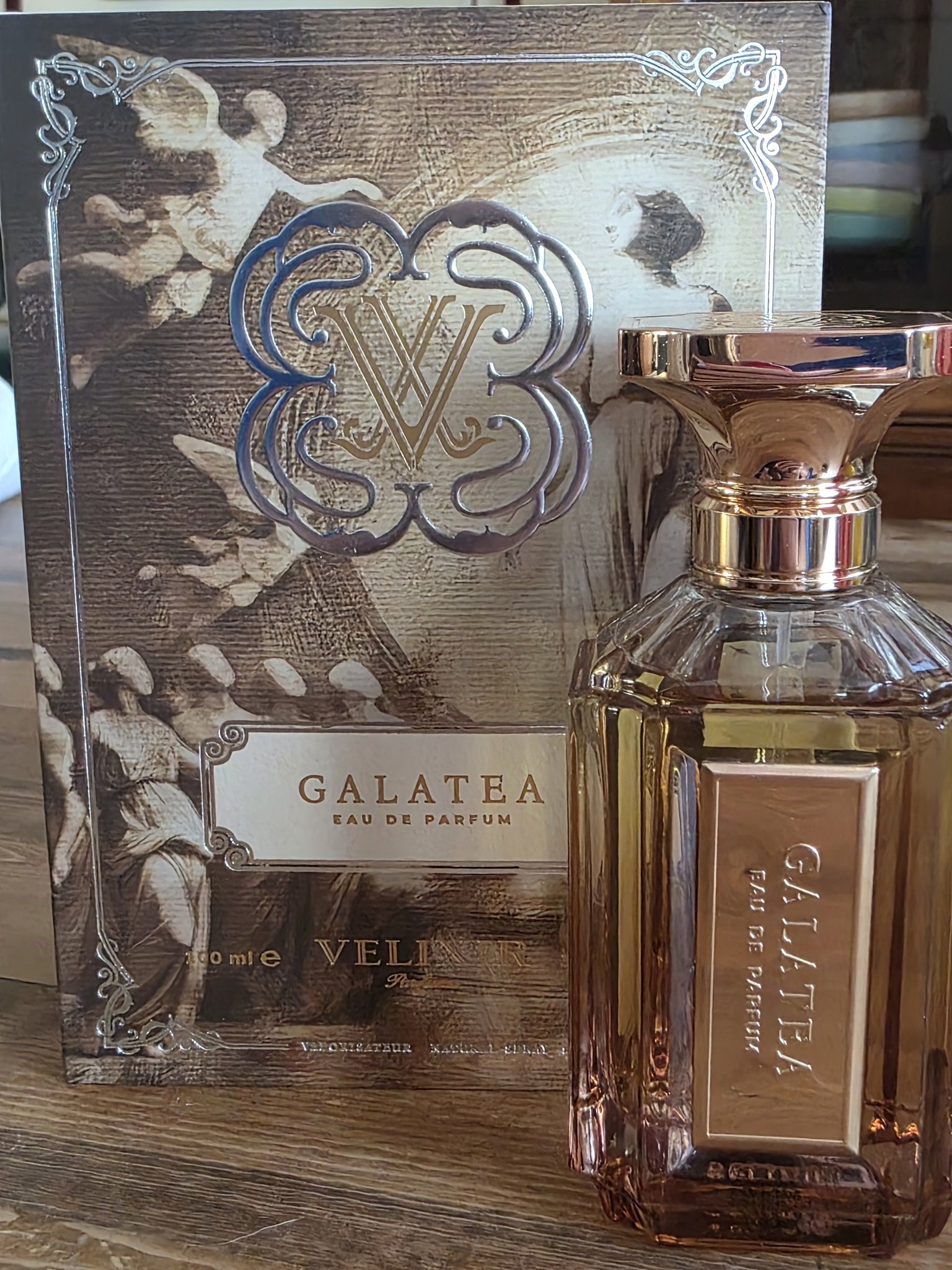 Velixir Aphrodite perfume review