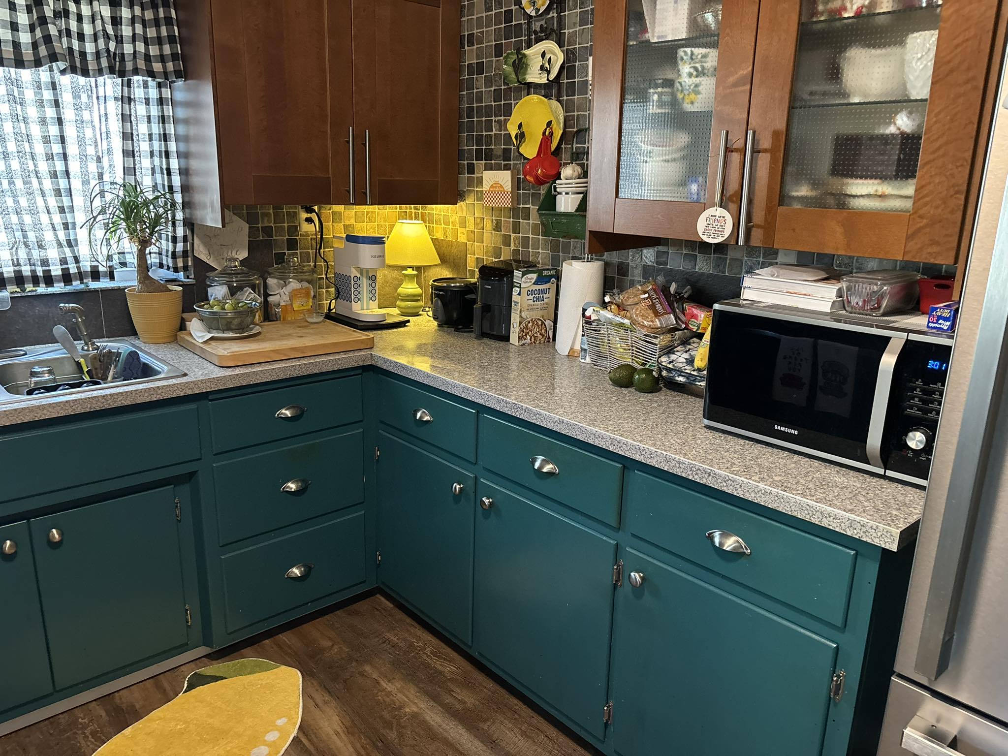 Here's more pictures of the kitchen. 1927.
