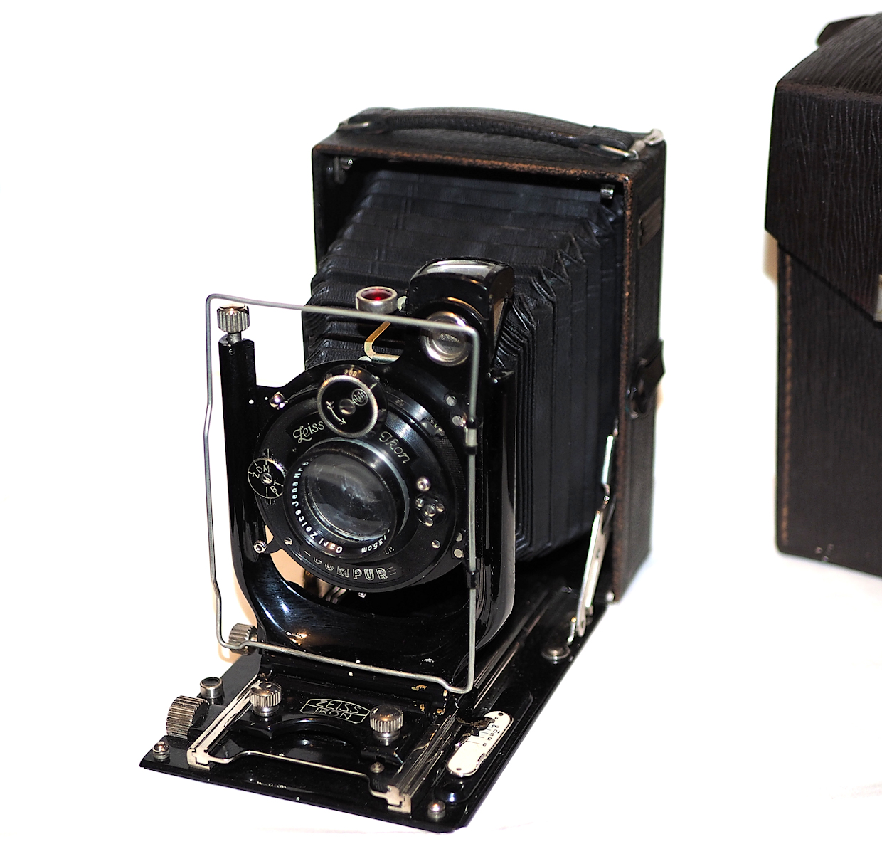 Ica Ideal 225 large format camera with Zeiss Jena Tessar lens