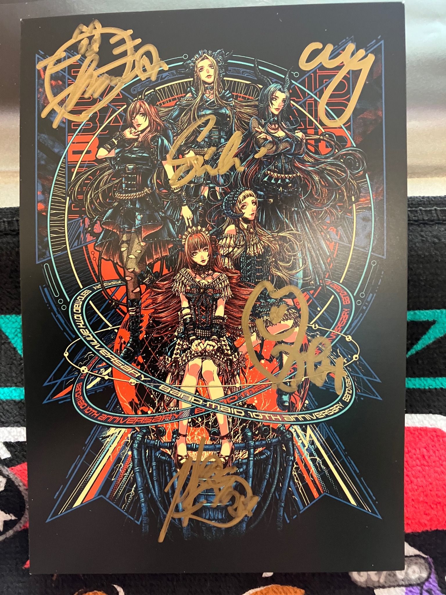 Band-maid fan wins signed postcard