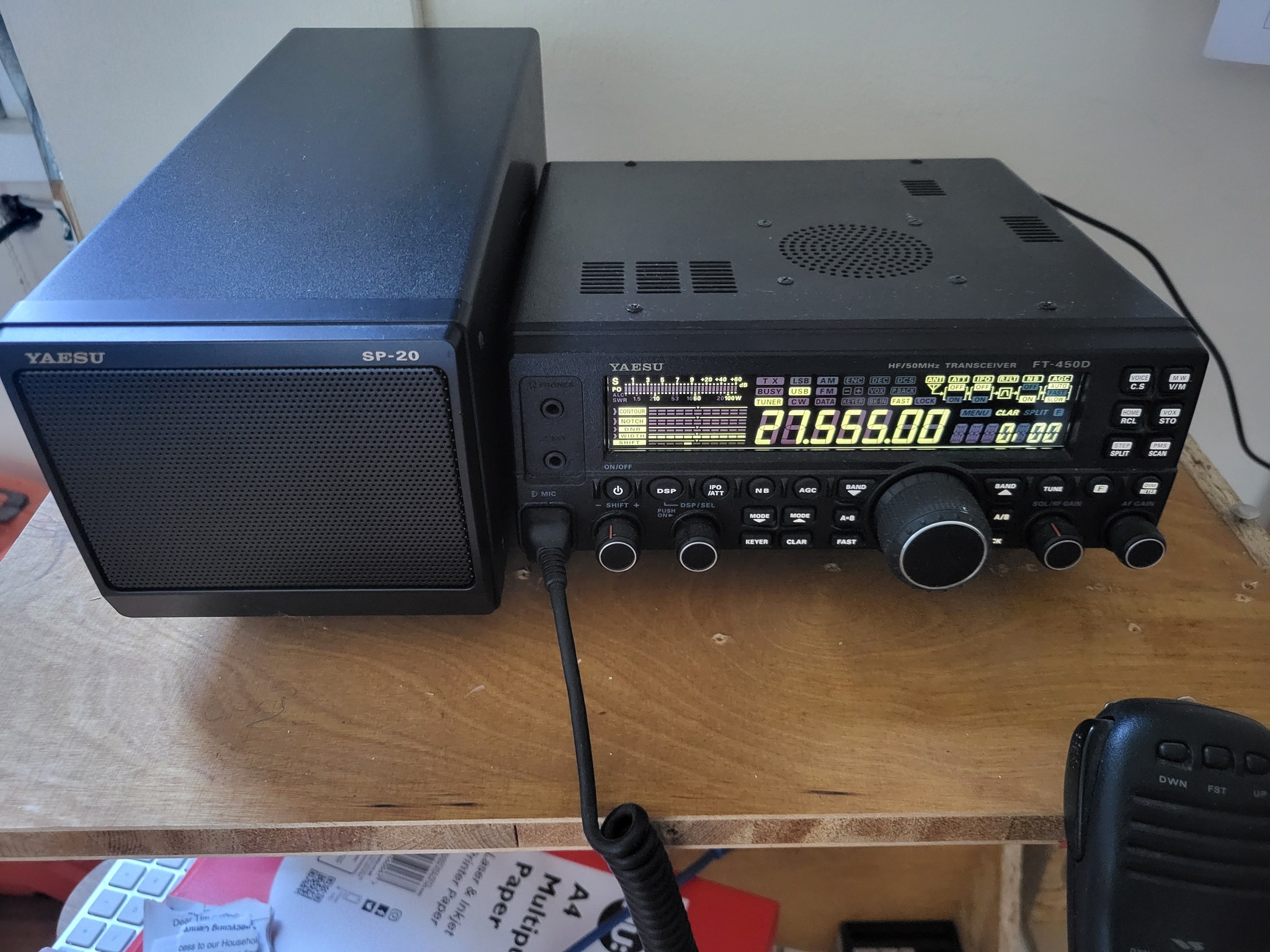 Yaesu FT-757 GXII All mode complete with it's original FC-757AT
