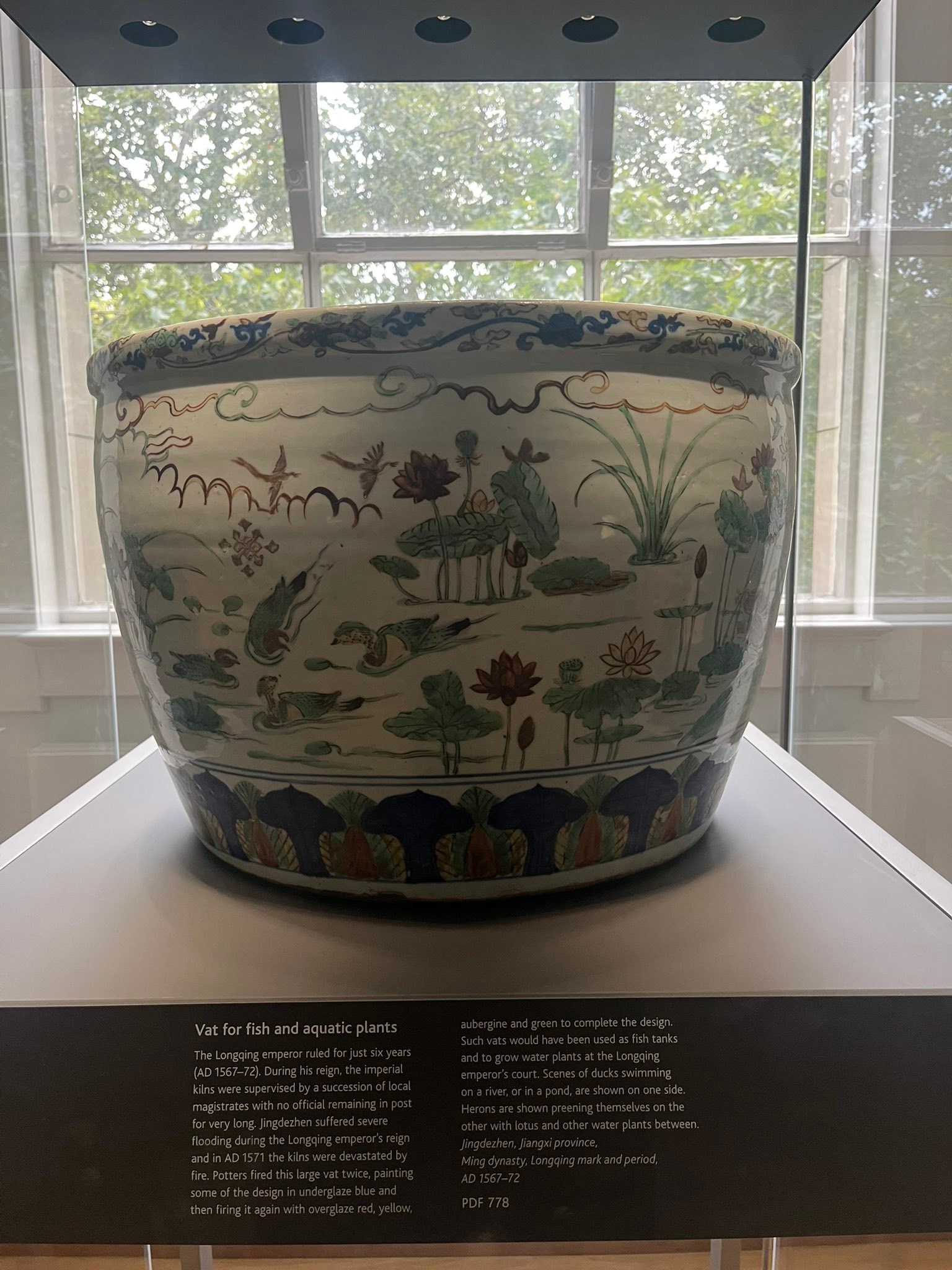 British Museum receives large ceramic collection
