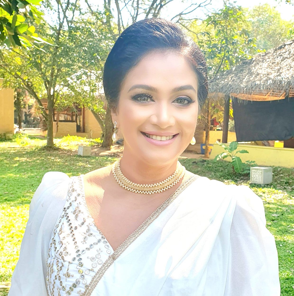 #මංආදරෙයි shooting වෙලාවේ.. පරන යාලුවො දෙන්නෙක් එකට මුනගැසුනු වෙලේදී ...