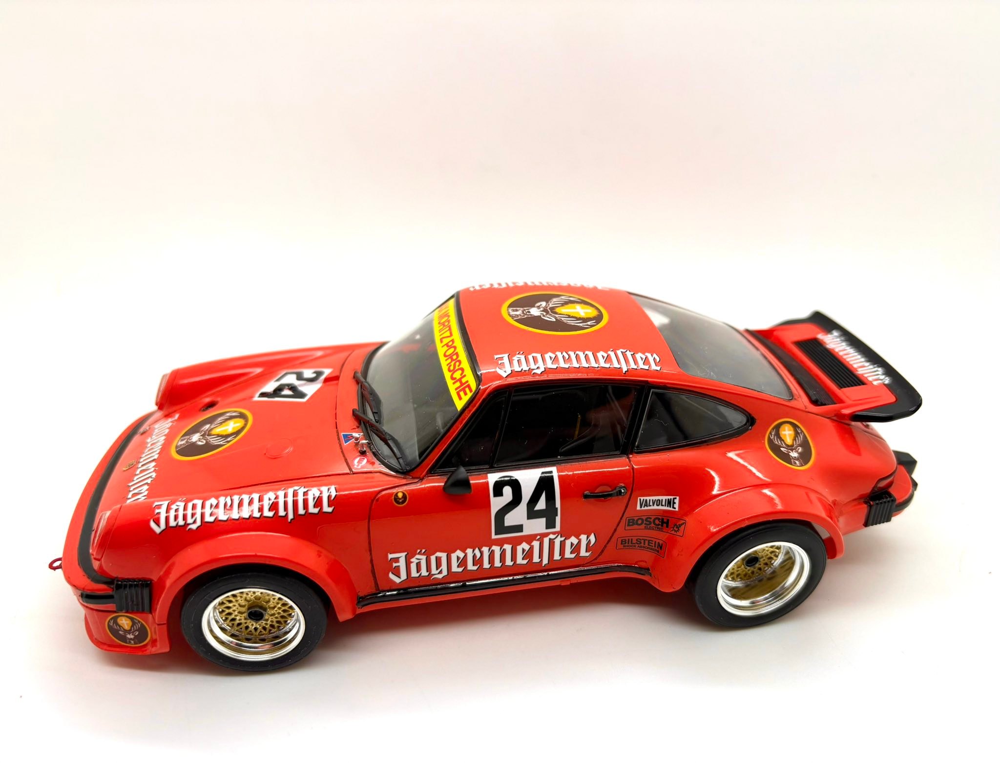 NOW AVAILABLE - Kyosho Mini-Z MR04 RWD Porsche 934 RSR