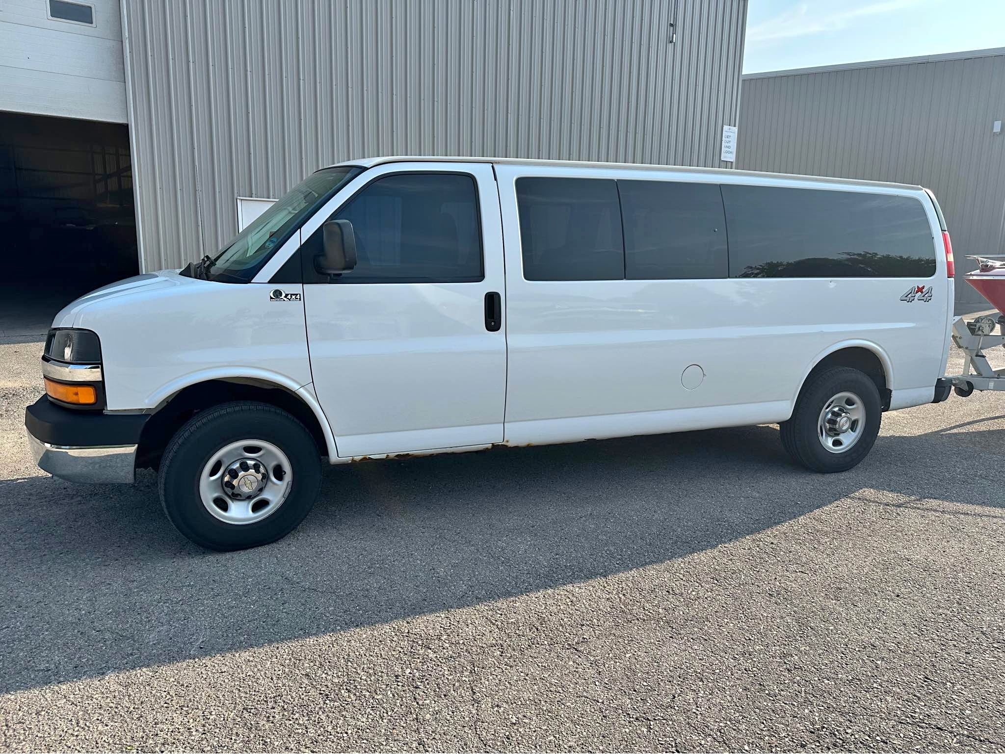 2008 Chevrolet Express 3500 Wallpaper Ultra Hd