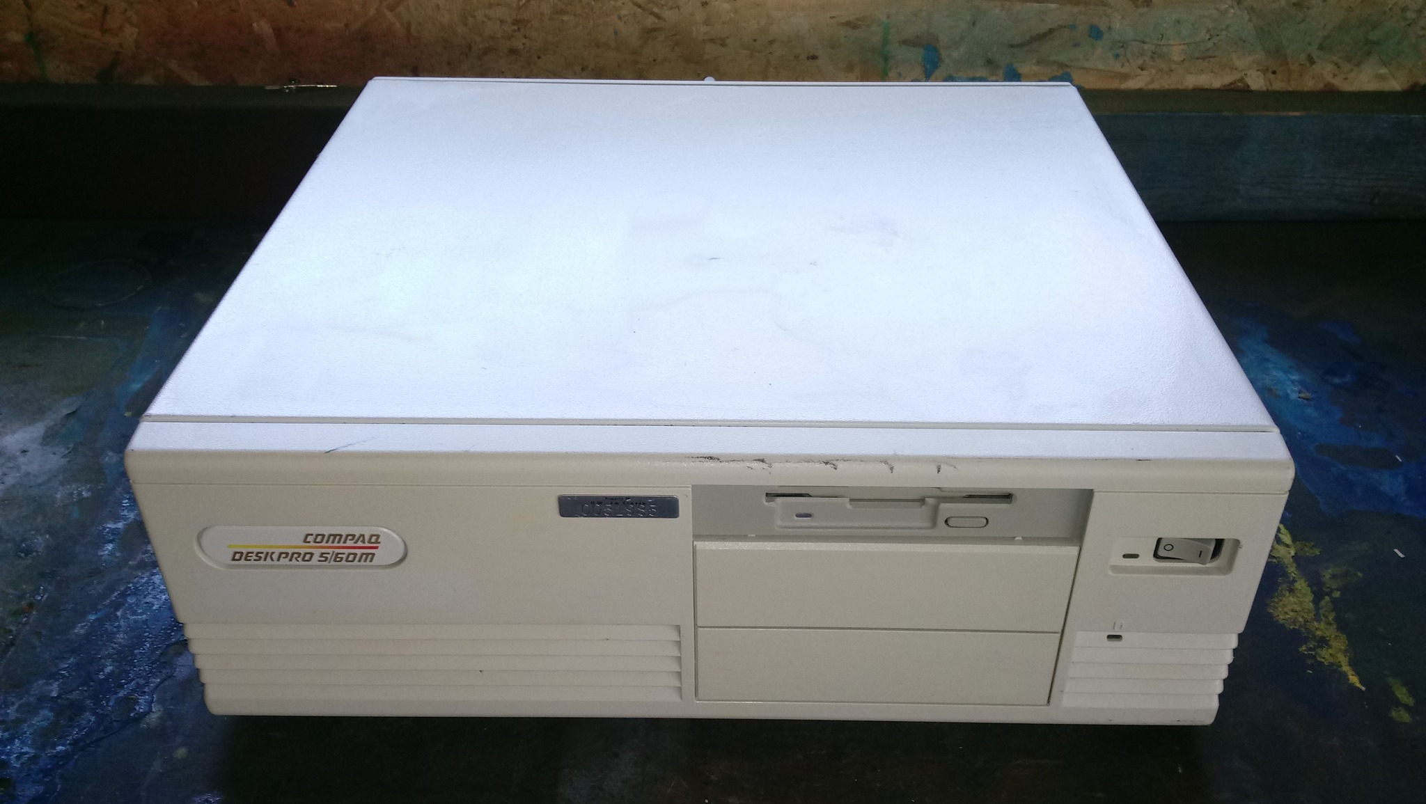 Compaq Deskpro 5/60M, one of the first Pentium PCs