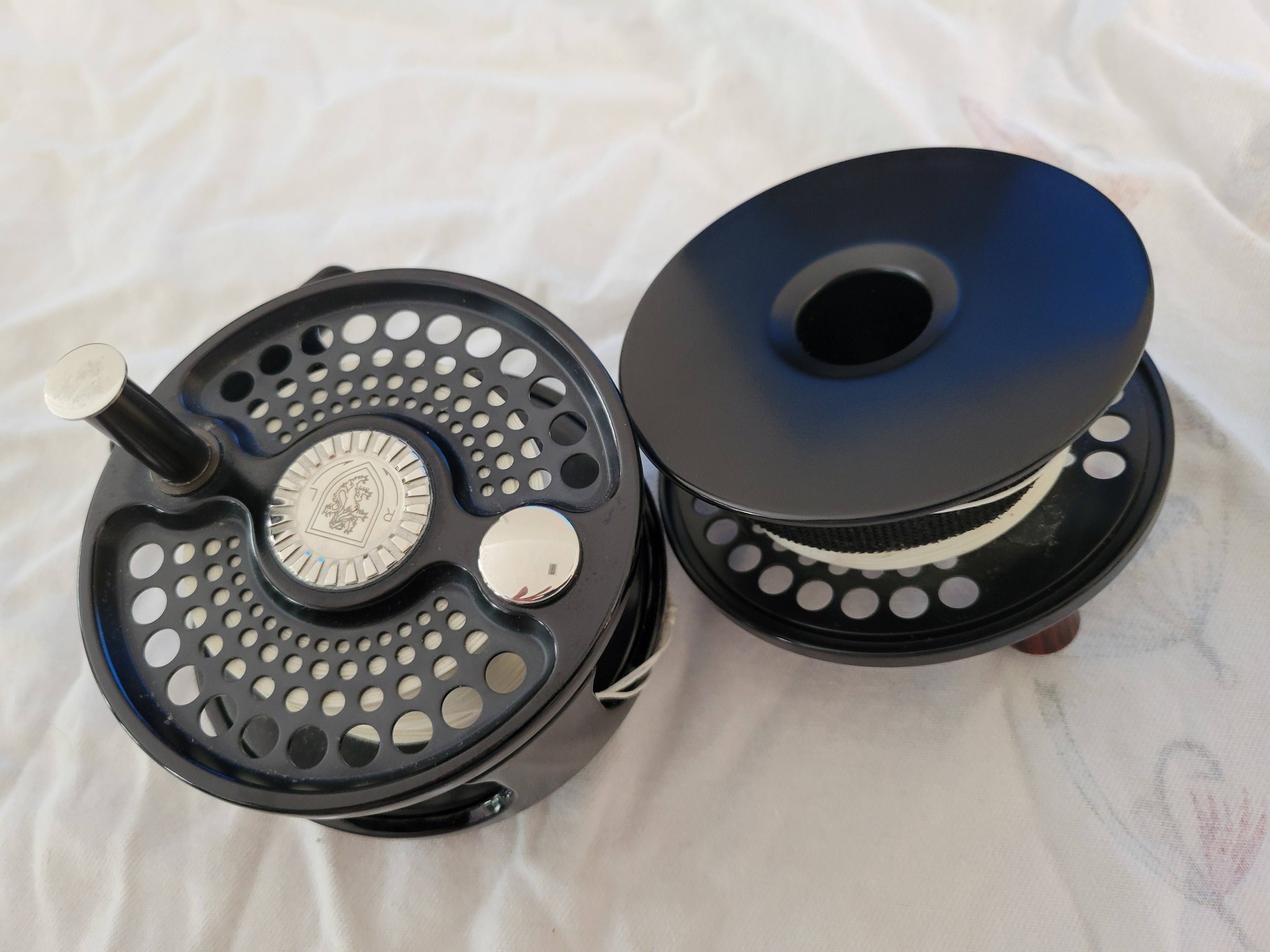 braided back fly reel Textreme Metal Braid cross for graduation Model:8.3:1 Right Hand a curved reelfoot that How to Tie Line