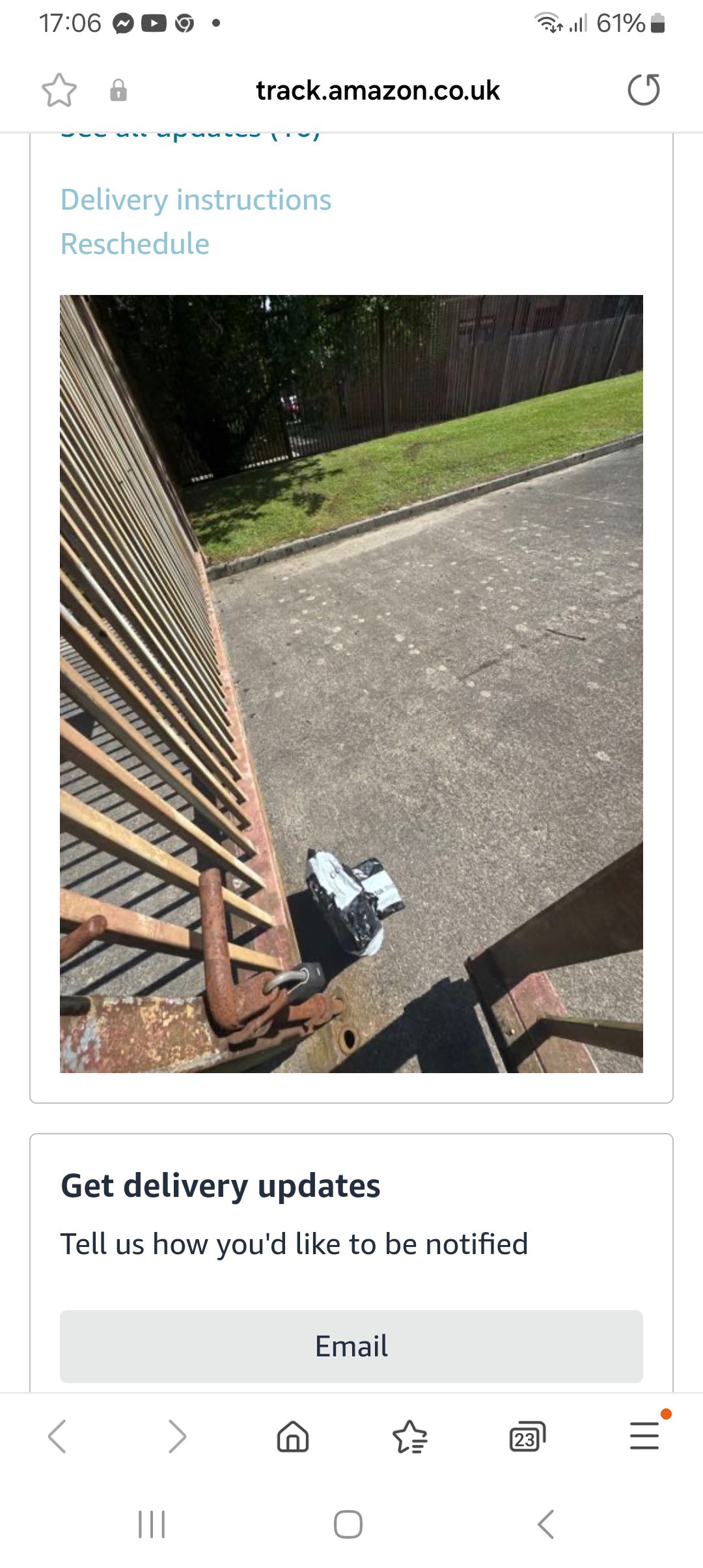 Hi my parcel has been left by this house ( not mine) .can you