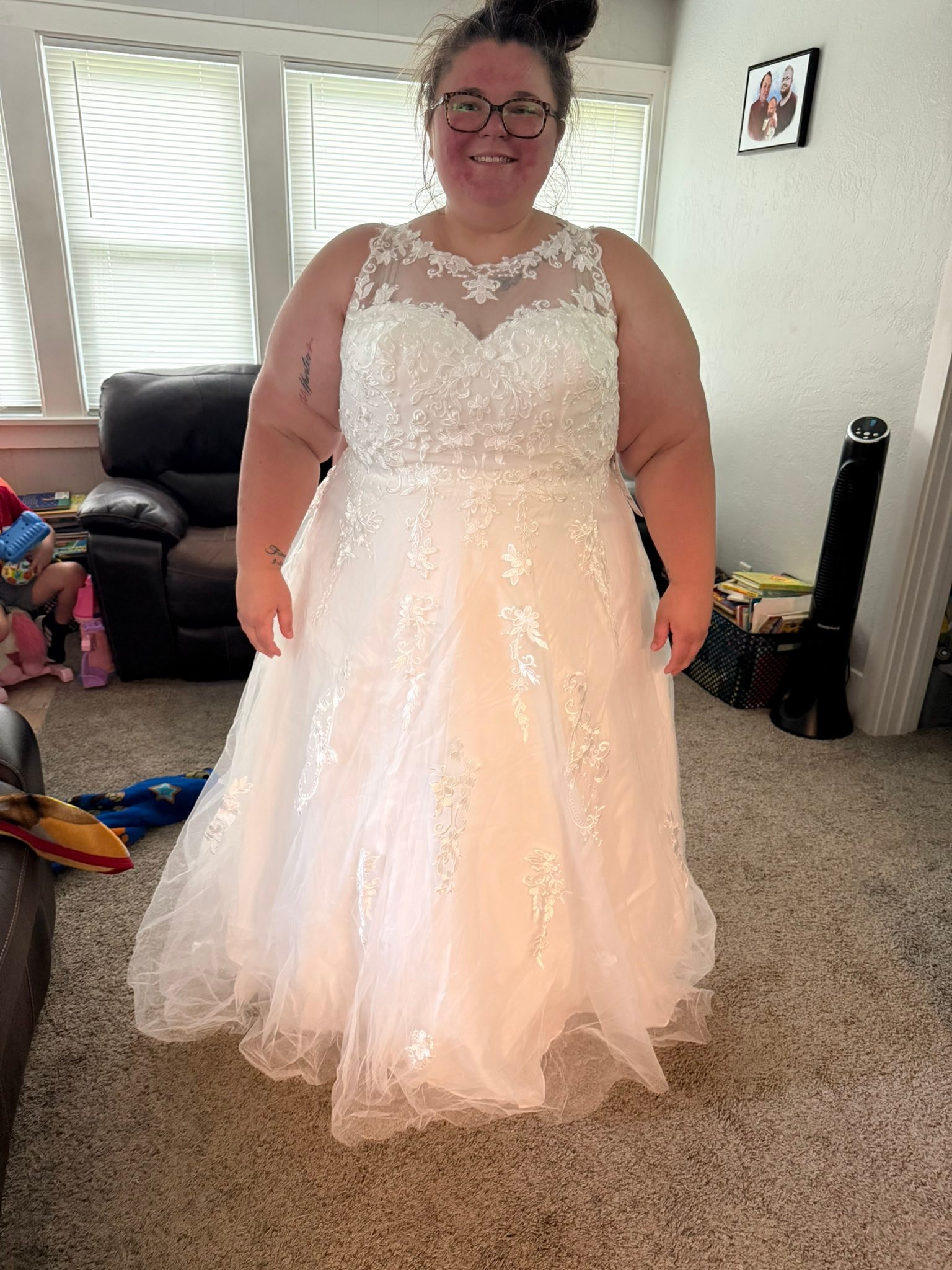 white and gold prom dress Ava Presley 40049 | Ava Presley Dresses NYE-Party allowing for effortless movement Size:S ( 2-4) My fitness goal in
