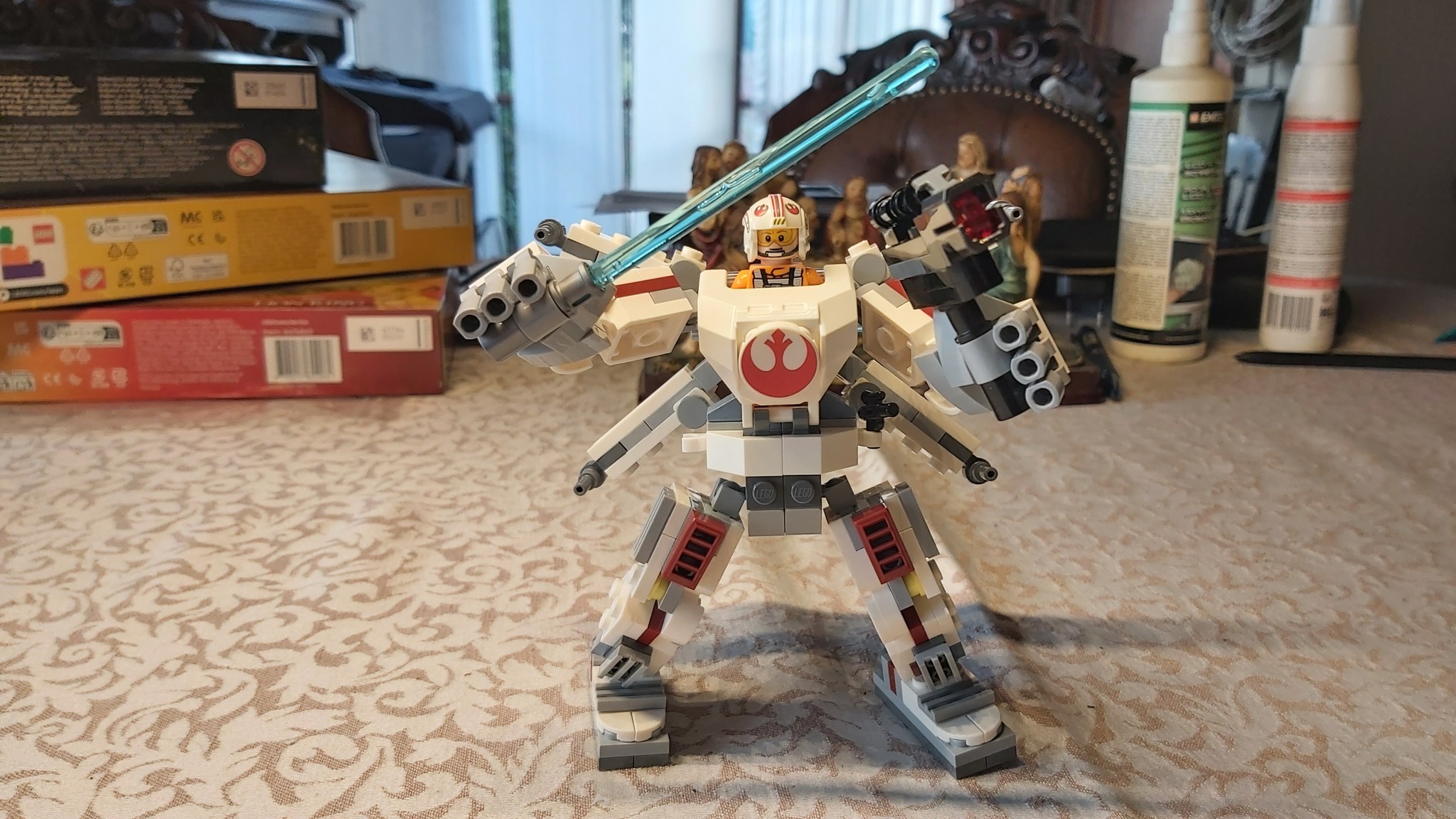 Lego Star Wars 75390 Luke Skywalker X-wing Mech