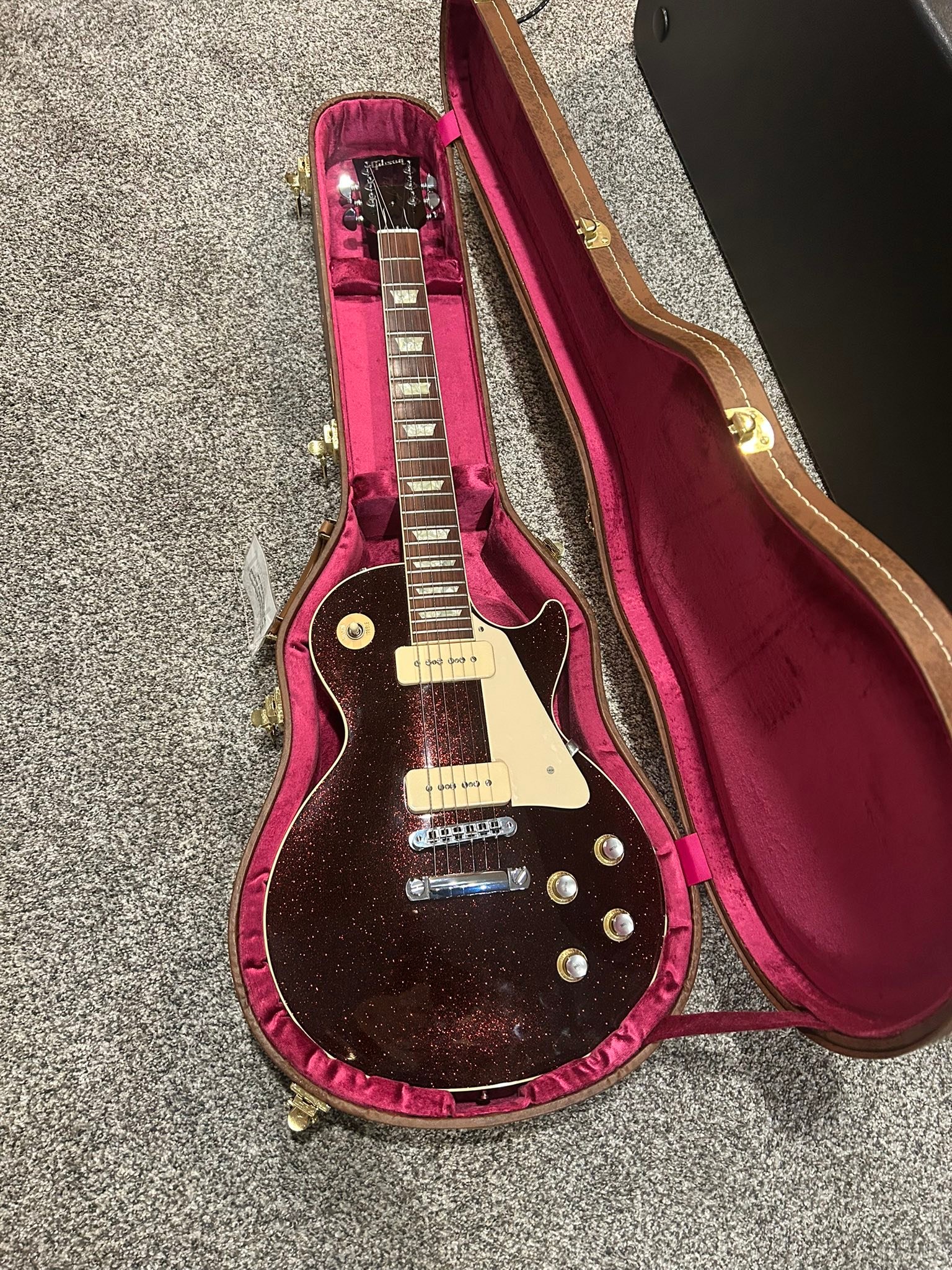 1993/94 Gibson Limited Edition Mahogany P-90 This was a limited