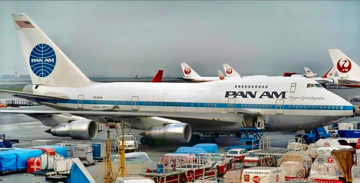 Pan Am 747SP in flight.✈️