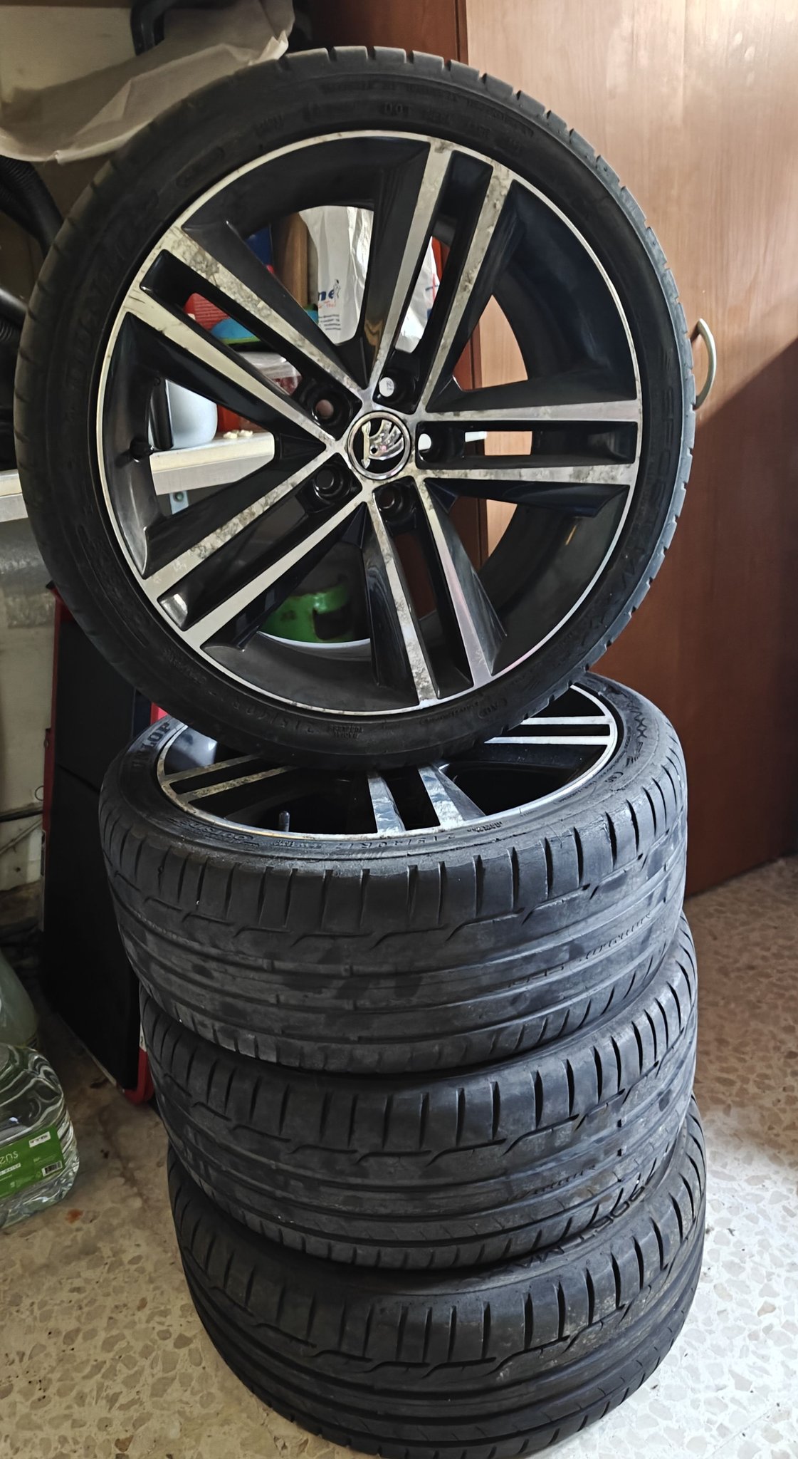 Dunlop Direzza RSC forged Light weight alloy wheels in bronze. PCD