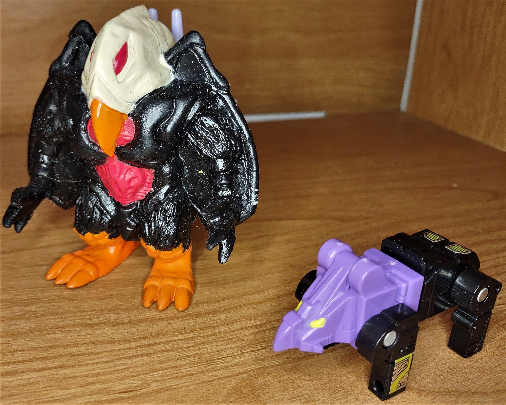 G1 Figure revisited: Decepticon Pretender Monster Birdbrain (1989)