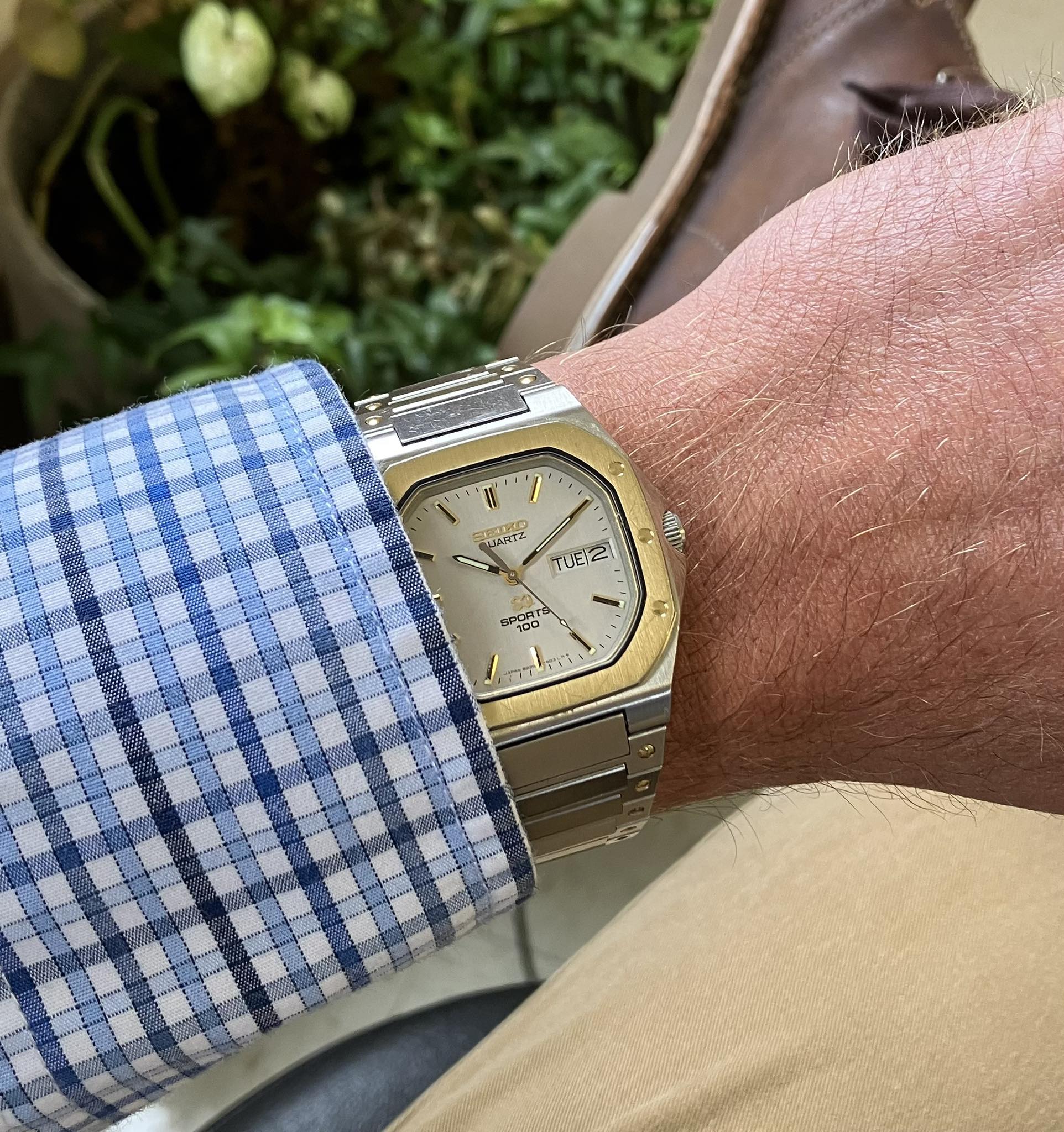 Rocking my newest vintage pick up today, the so-called Seiko