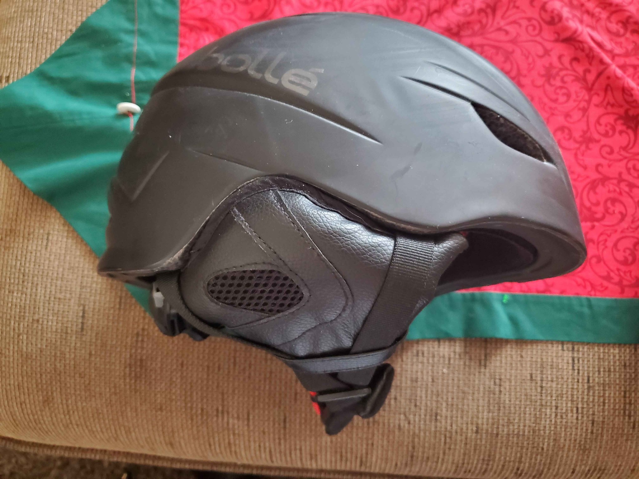 bolle snowboard helmet t-23 The adjustable Click Bolle Ski Helmets | Best