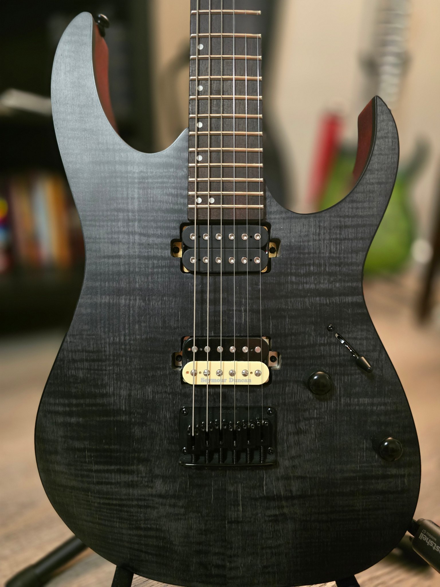 Ibanez RGT42DX with Seymour Duncan JB and Jazz pickups
