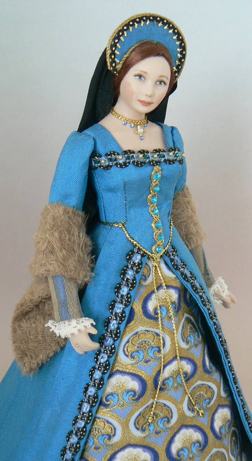 Tudor lady doll in miniature porcelain by Terri Davis