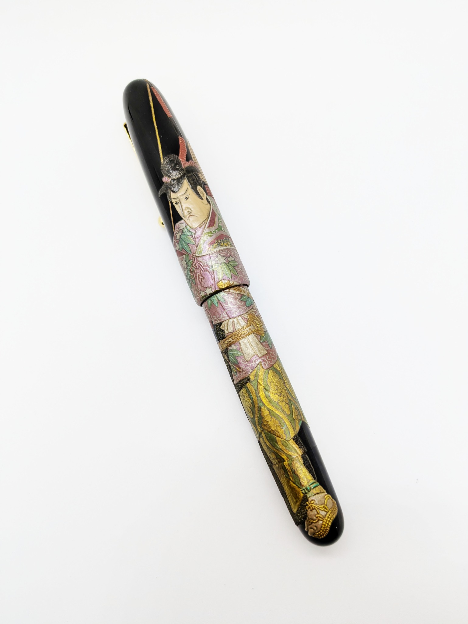 Maki-e fountain pen inspired by warrior print