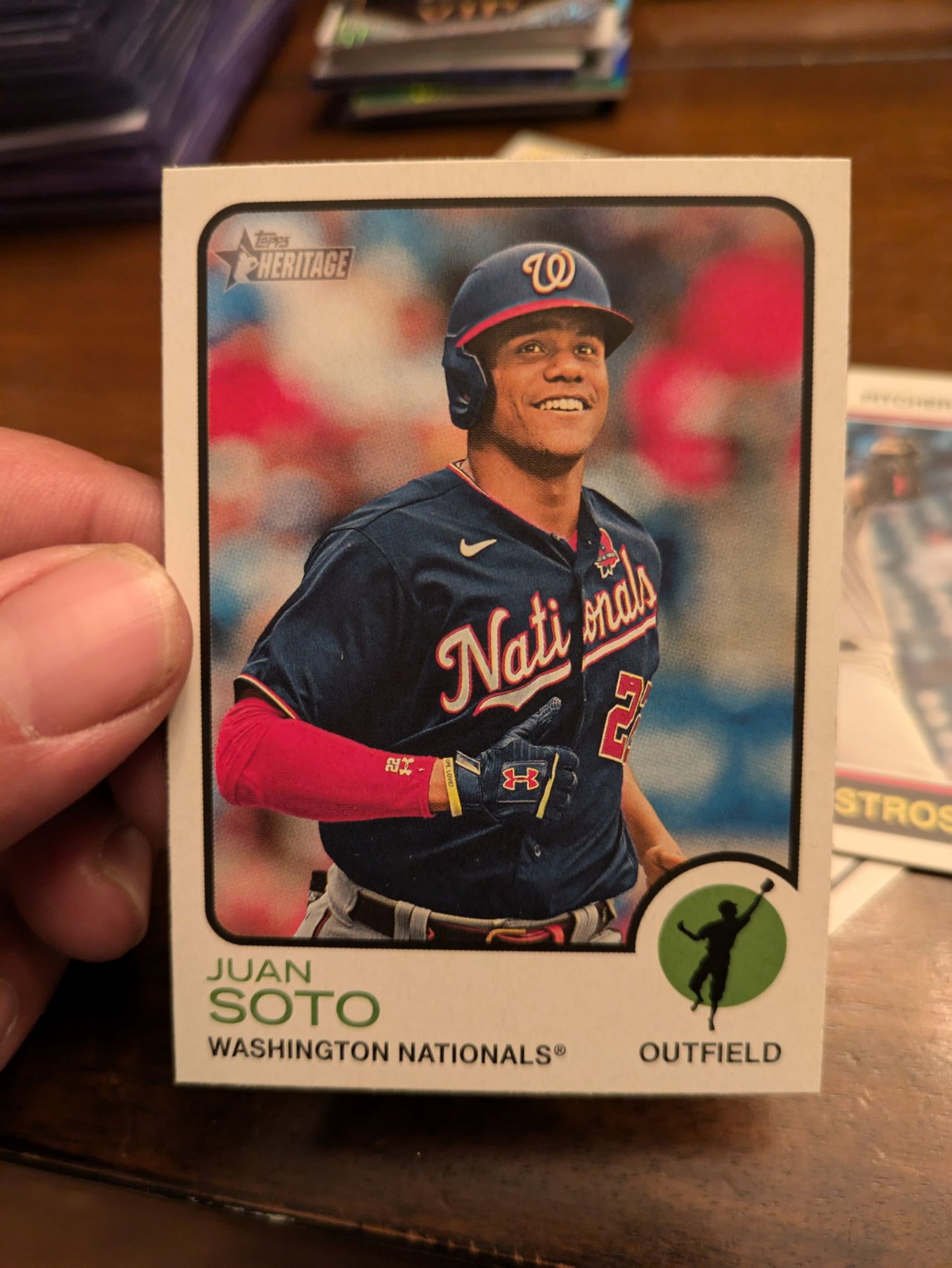 Is Juan Soto's 2022 Topps Heritage card a short print?