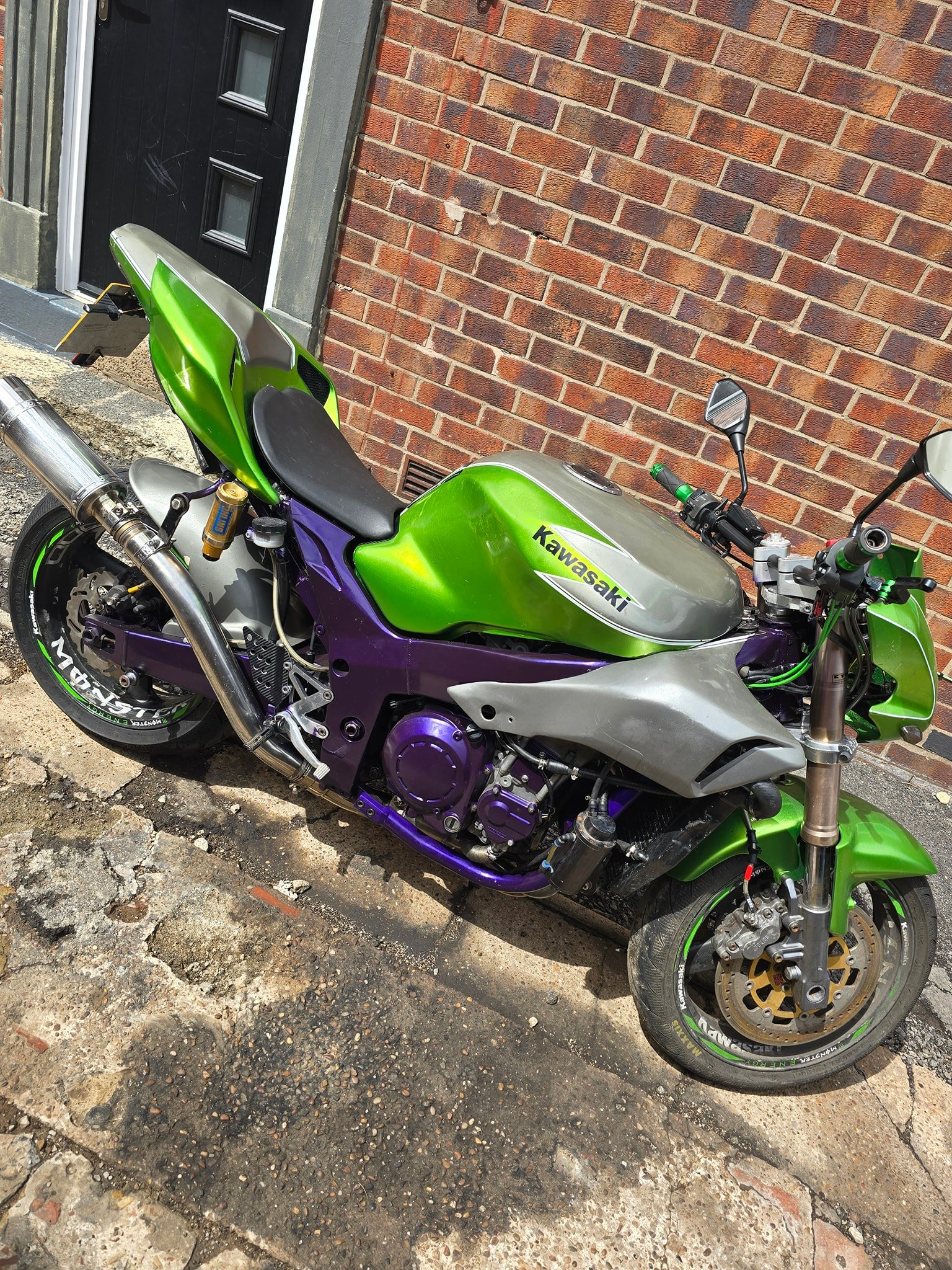 Zx9r 1995 😎😎🥳🥳 Kawasaki له 5 زن من 一 to) ၁ 1 ም 金
