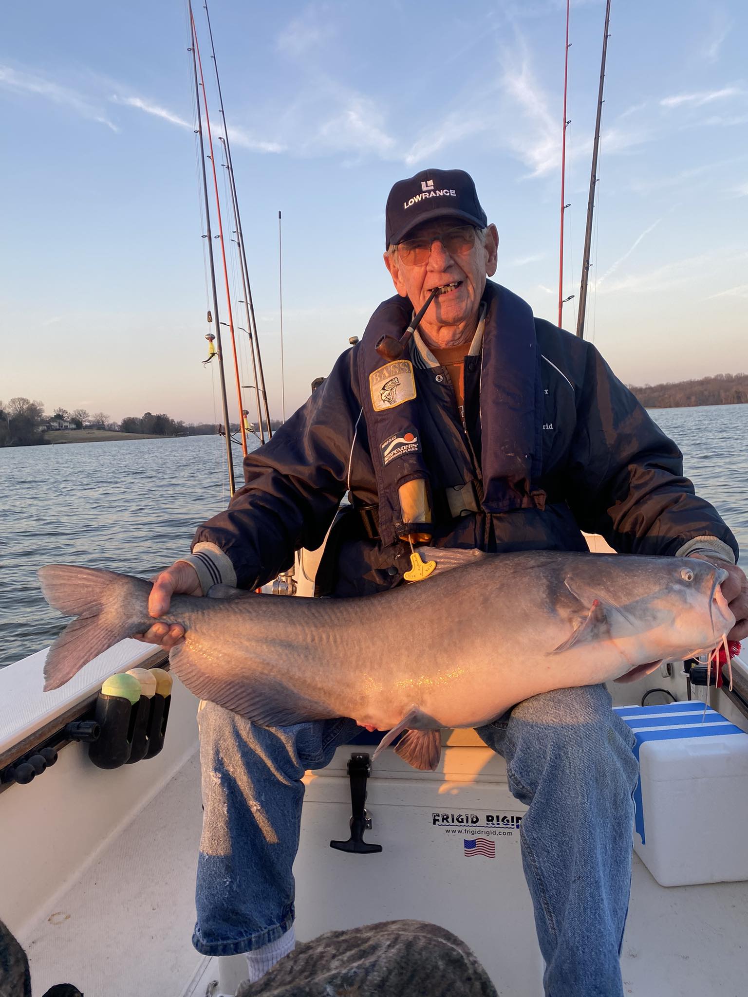 Catching blue catfish on old hickory lake | Nashville, TN