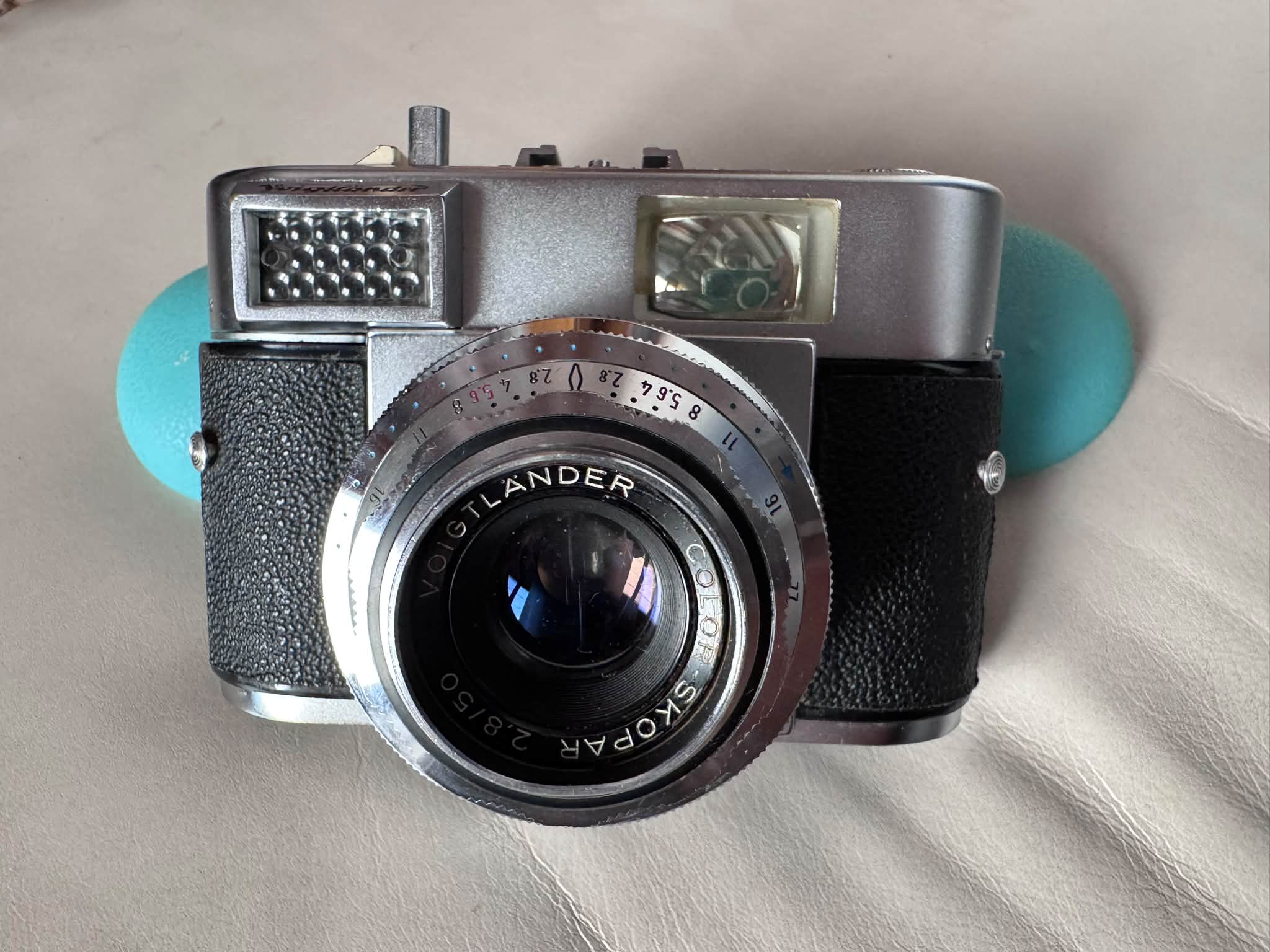 Voigtlander VITOMATIC Ia 珍品 実働機 What is the value of a mint condition Voigtlander Vitomatic Ia camera?
