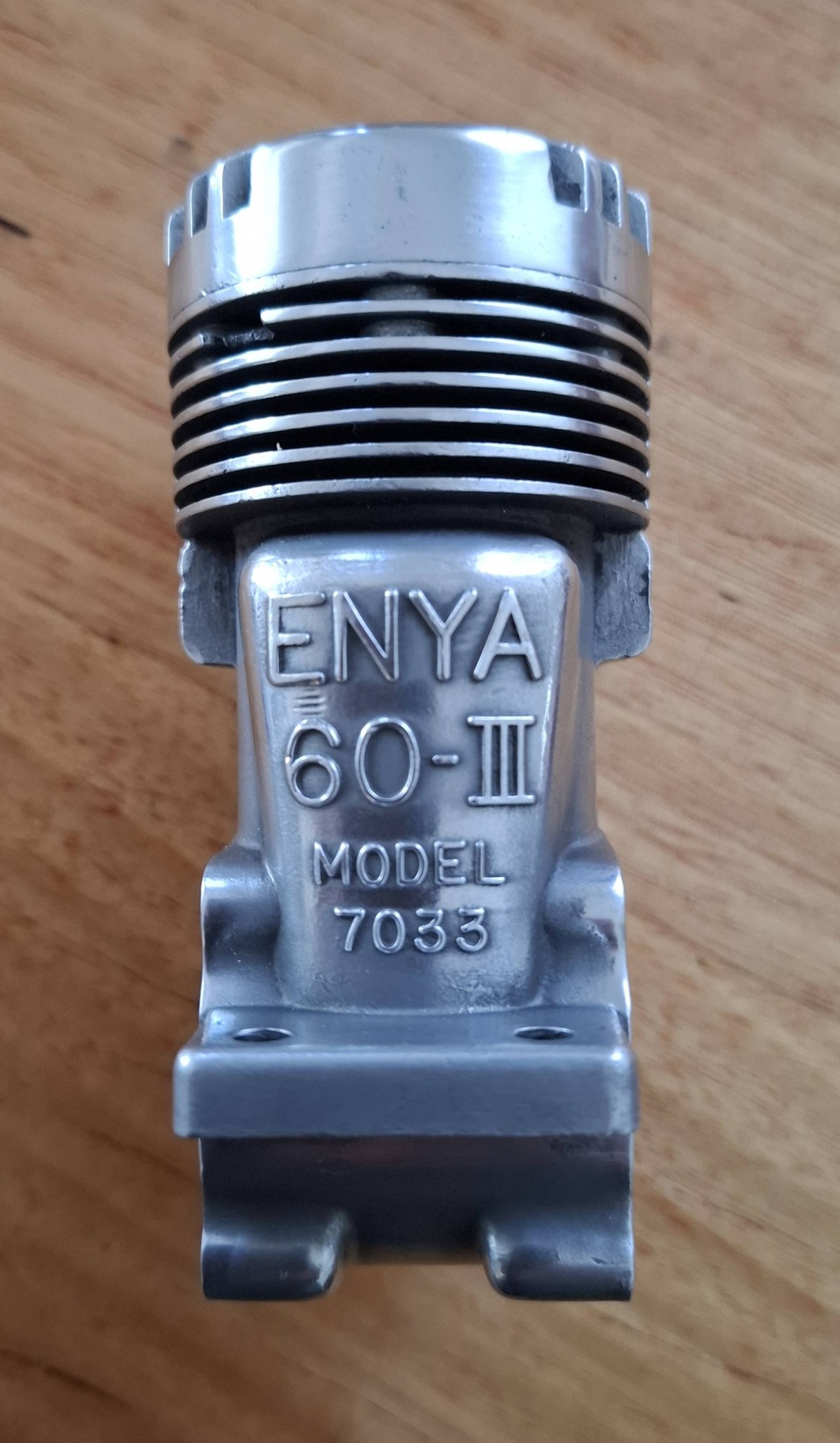 What is the nut size for Enya 60-III model 7033 engine?
