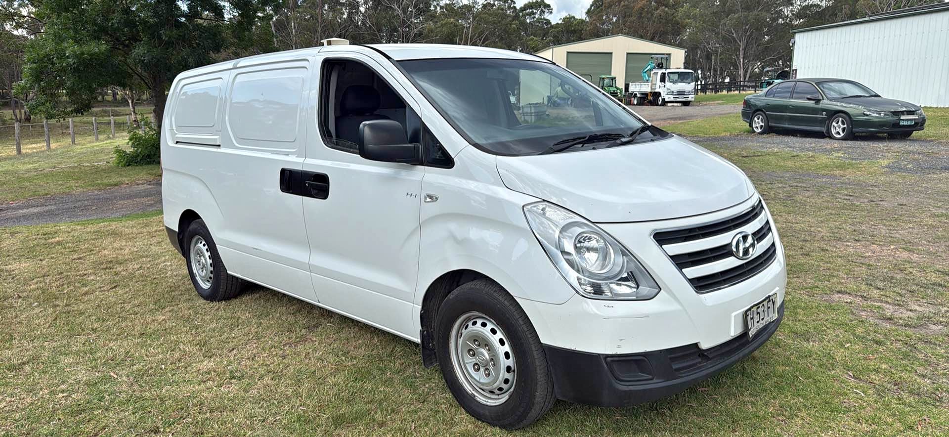 2016 Hyundai Hyundai iLOAD - Commercial Vehicles - Bargo, New South ...