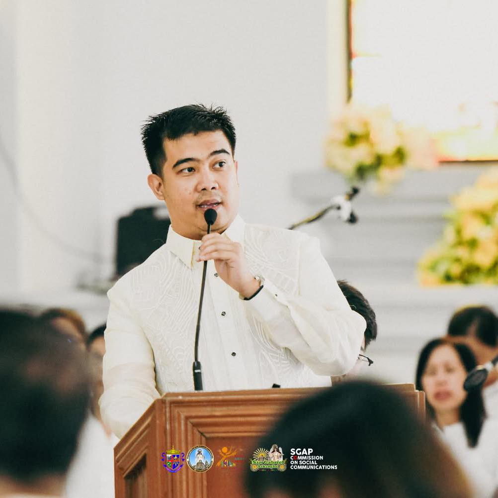 Louie Alejandro - MALIGAYANG KAARAWAN po Pangulo Annie... | Facebook