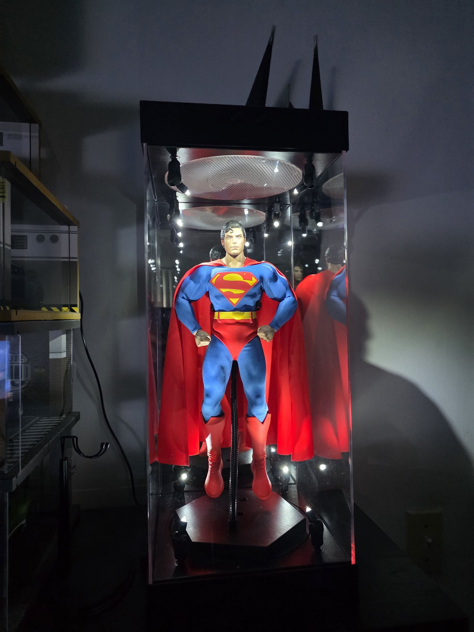 My 1/6 Superman , Body = Justice Savior with Christopher Reeve