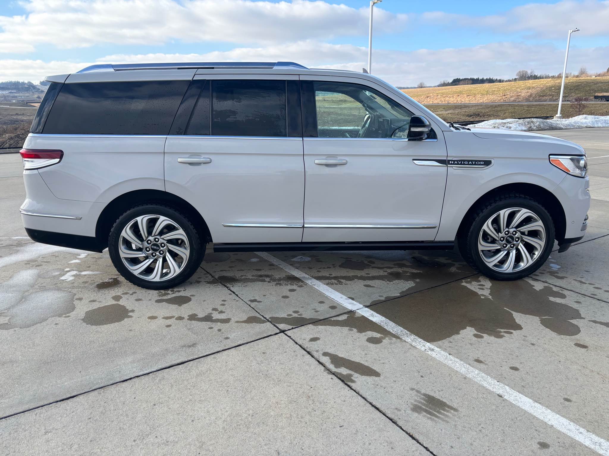 Brand New 2026 Lincoln Navigator Reserve 4WD 3.5L Twin