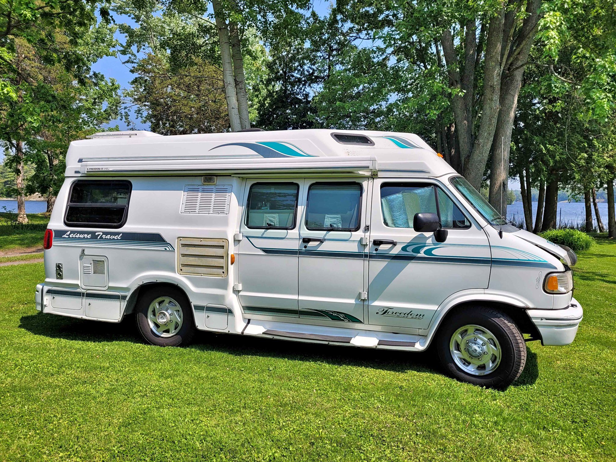 1997 Leisure Travel freedom wide body - RVs & Campers - Lyndhurst ...