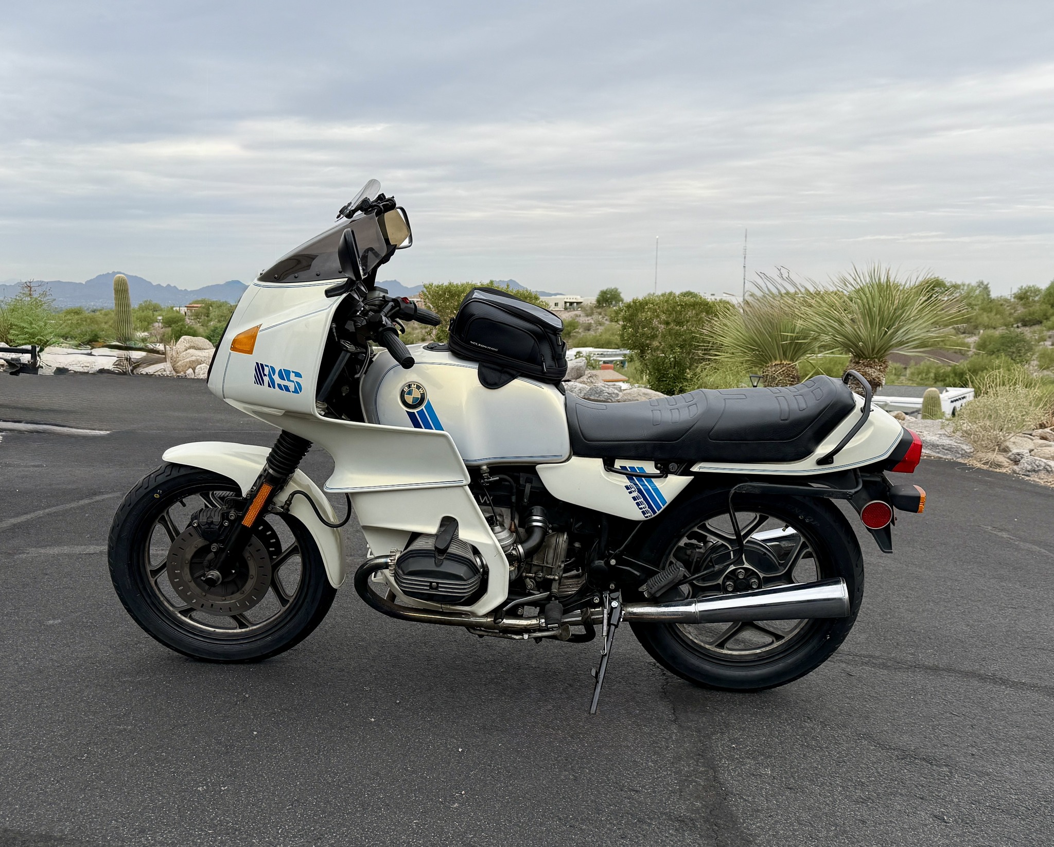 1988 R100RS** **SENIOR ADULT OWNED. 38,000 MILES. ** **I bought
