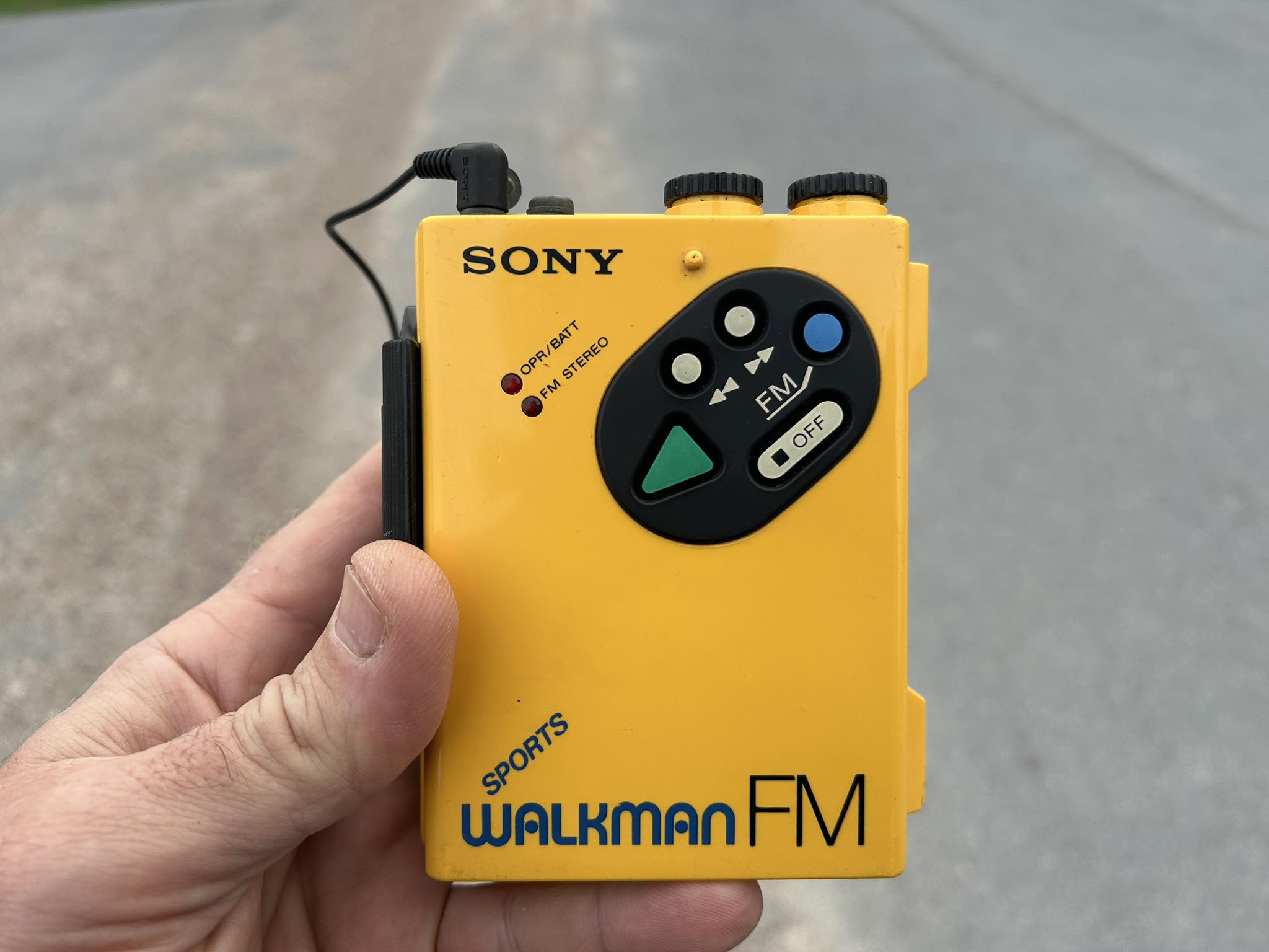 Sony Walkman Sports WM-F5 (Japan, 1984)