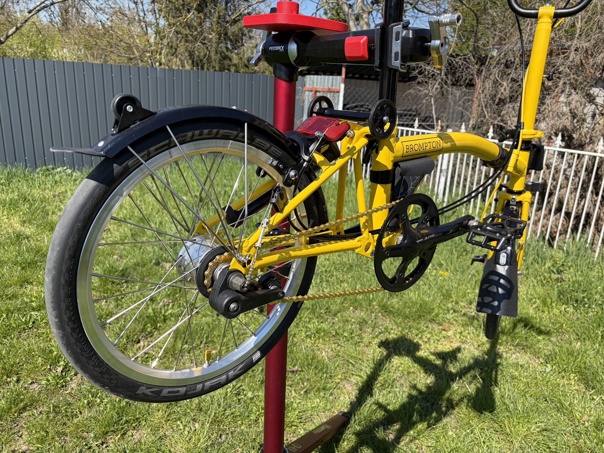 To modernize or keep original Brompton bikes?