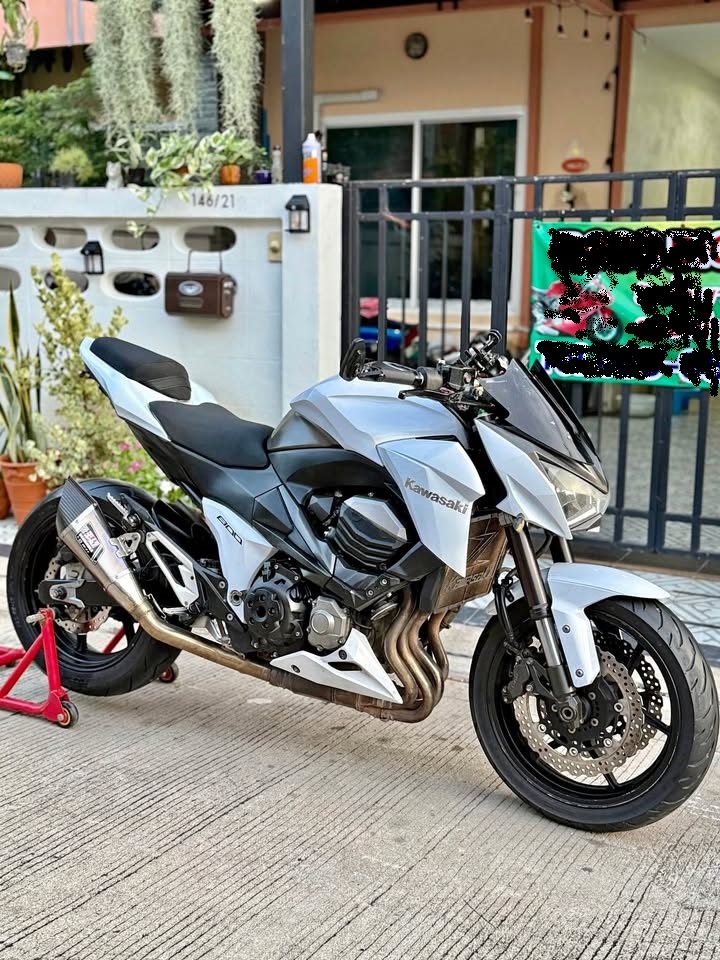 ルーニー Should I buy a used 2015 Kawasaki Z800?