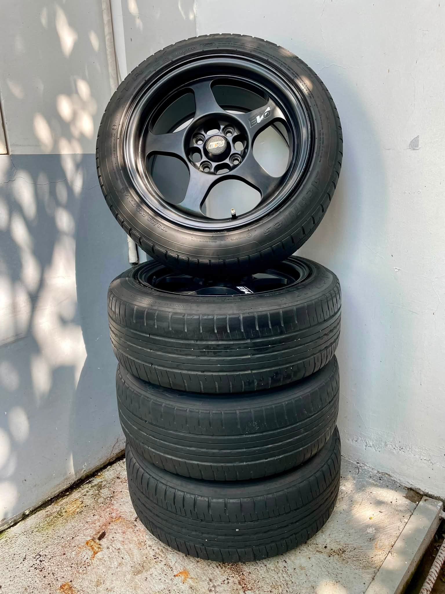 ベル　18インチ　7.5j 4本セット Sale o swap