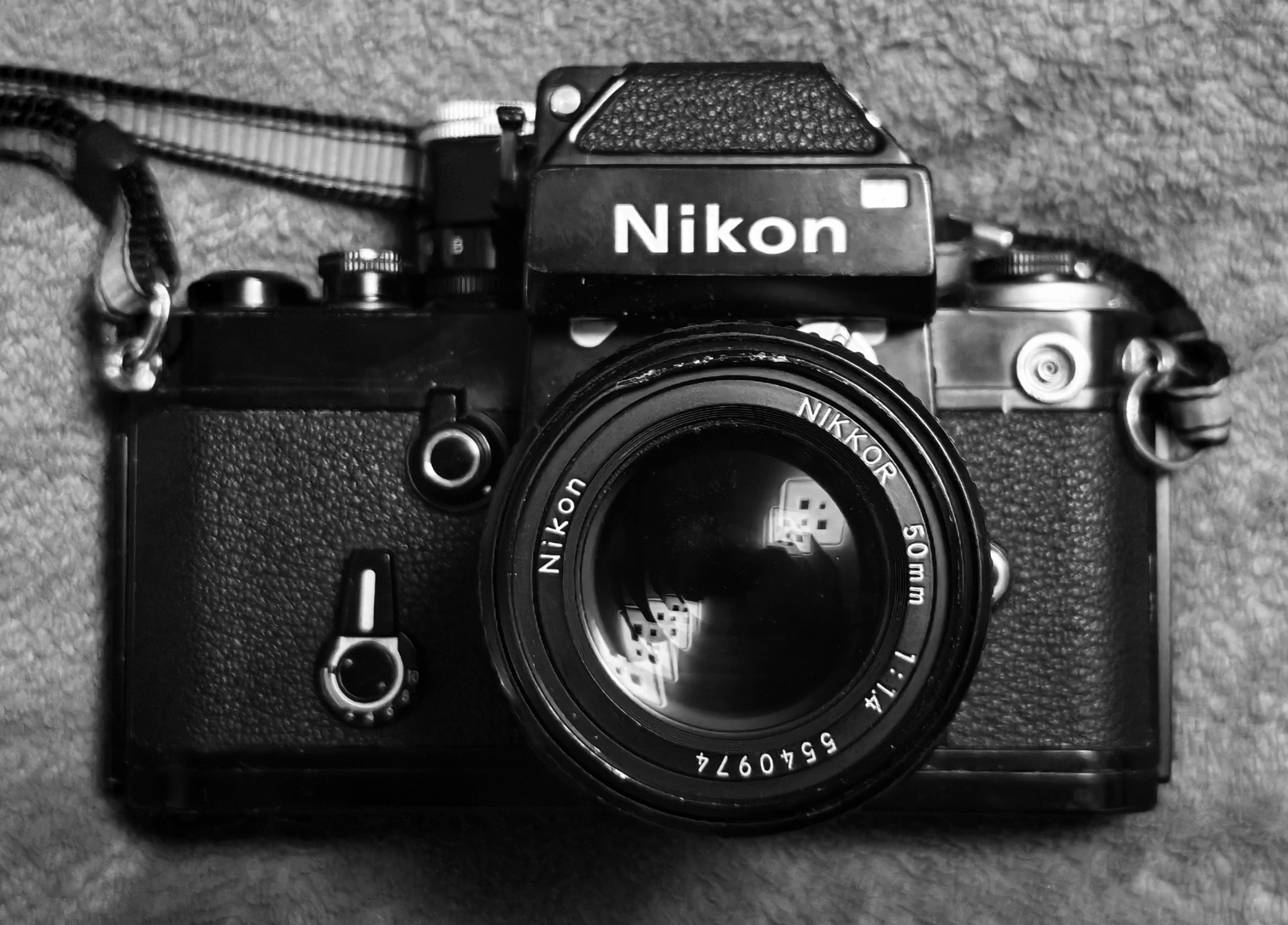 フィルムカメラ Nikon F2 Photomic Black NIKKOR 55mm F1.2 フィルムカメラ Nikon F2 Photomic BLACK+NIKKOR 55mm F1.2 Nikon F2