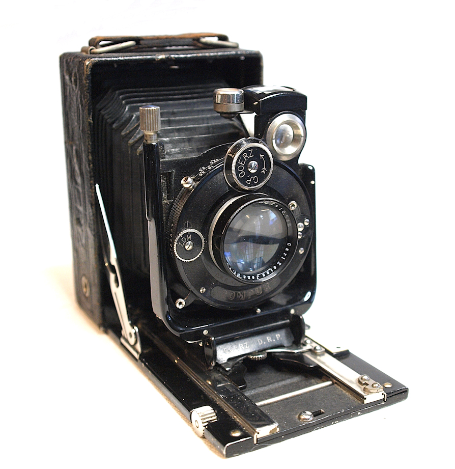 Goerz Rollfilm Tenax camera with Dogmar lens
